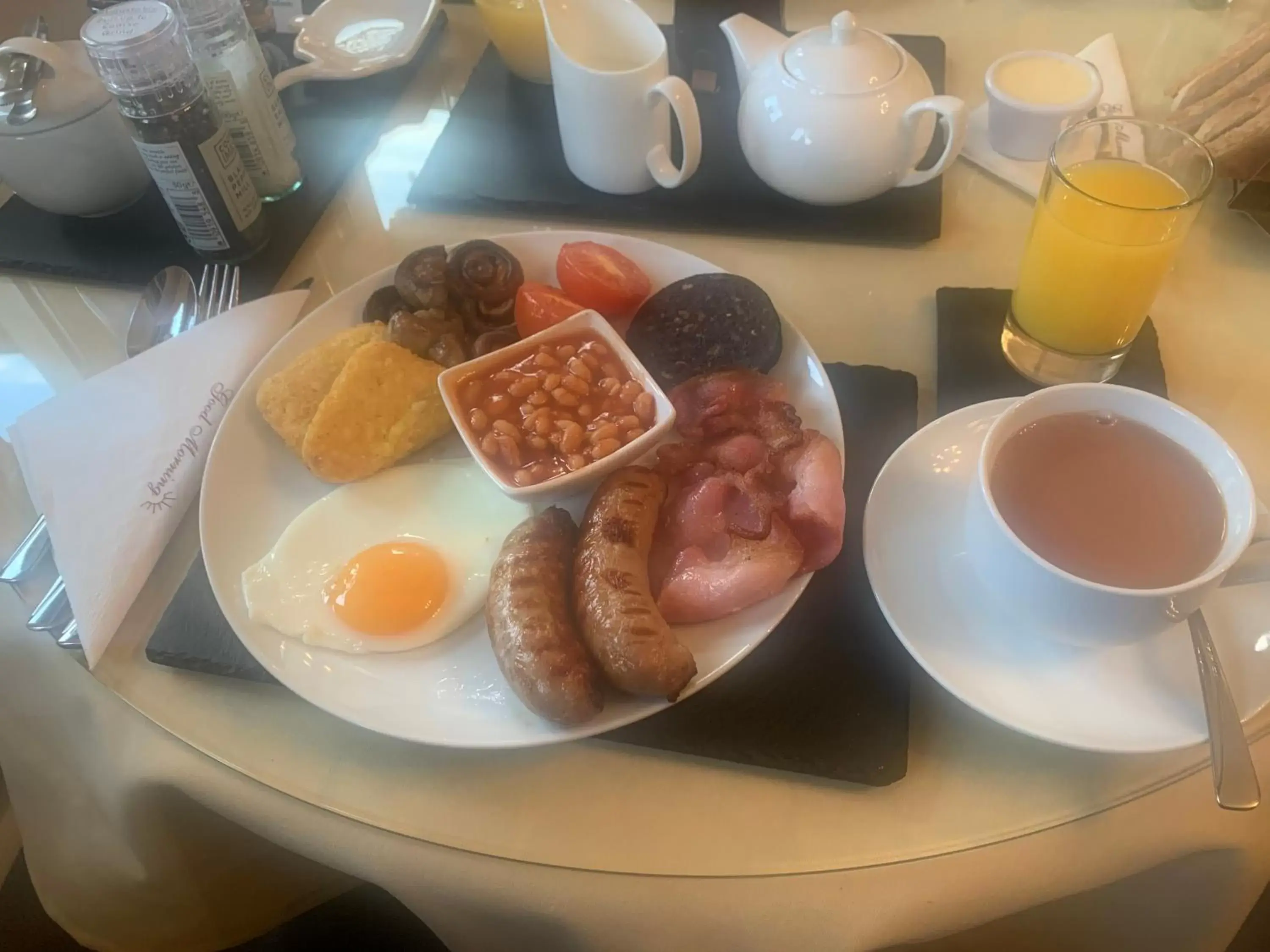 English/Irish breakfast in Arran Lodge B&B
