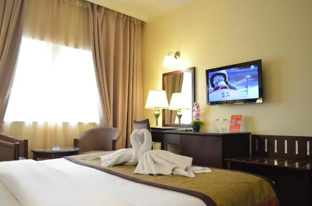 Photo of the whole room, Bed in Orchid Hotel