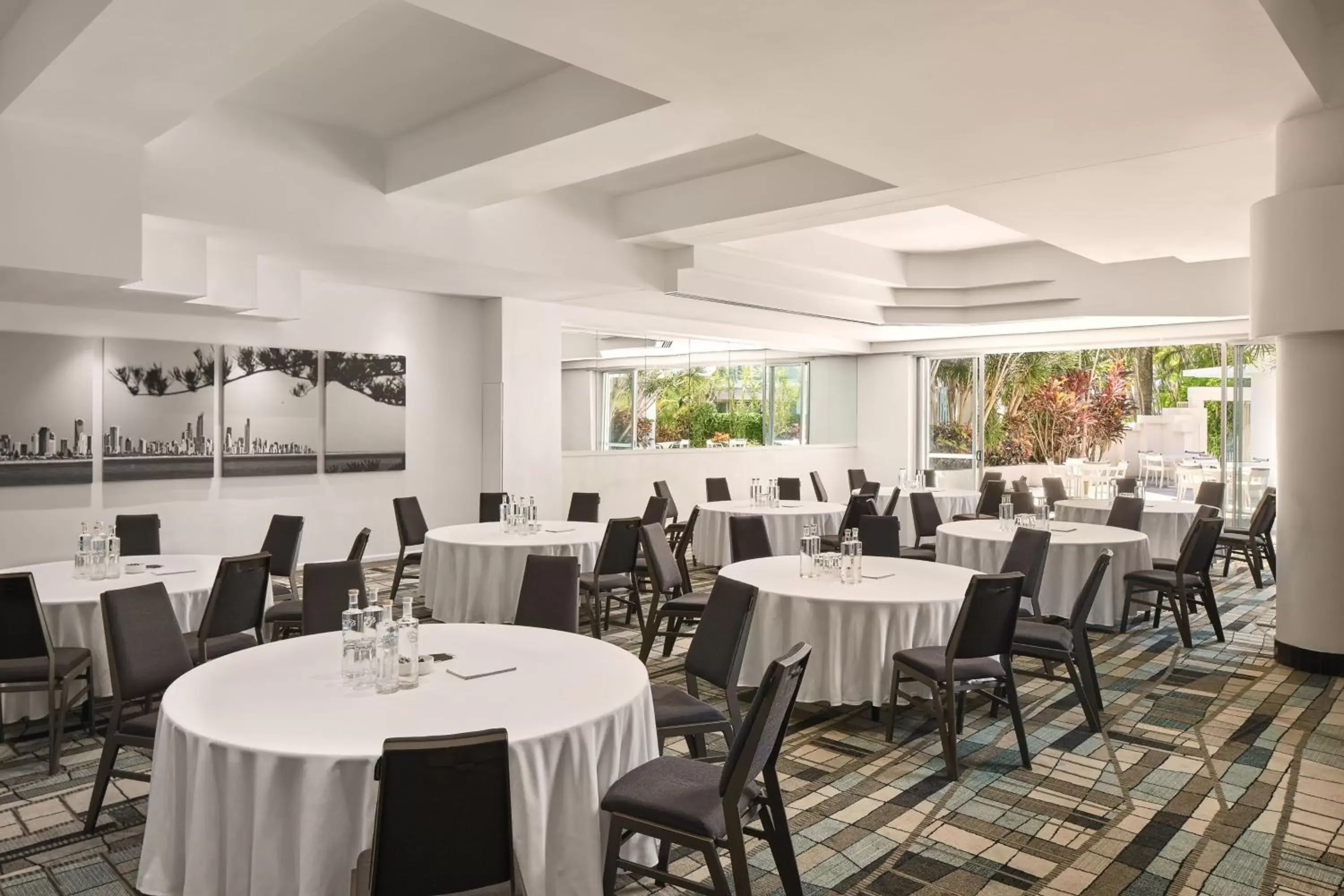 Meeting/conference room, Restaurant/Places to Eat in Sheraton Grand Mirage Resort Gold Coast