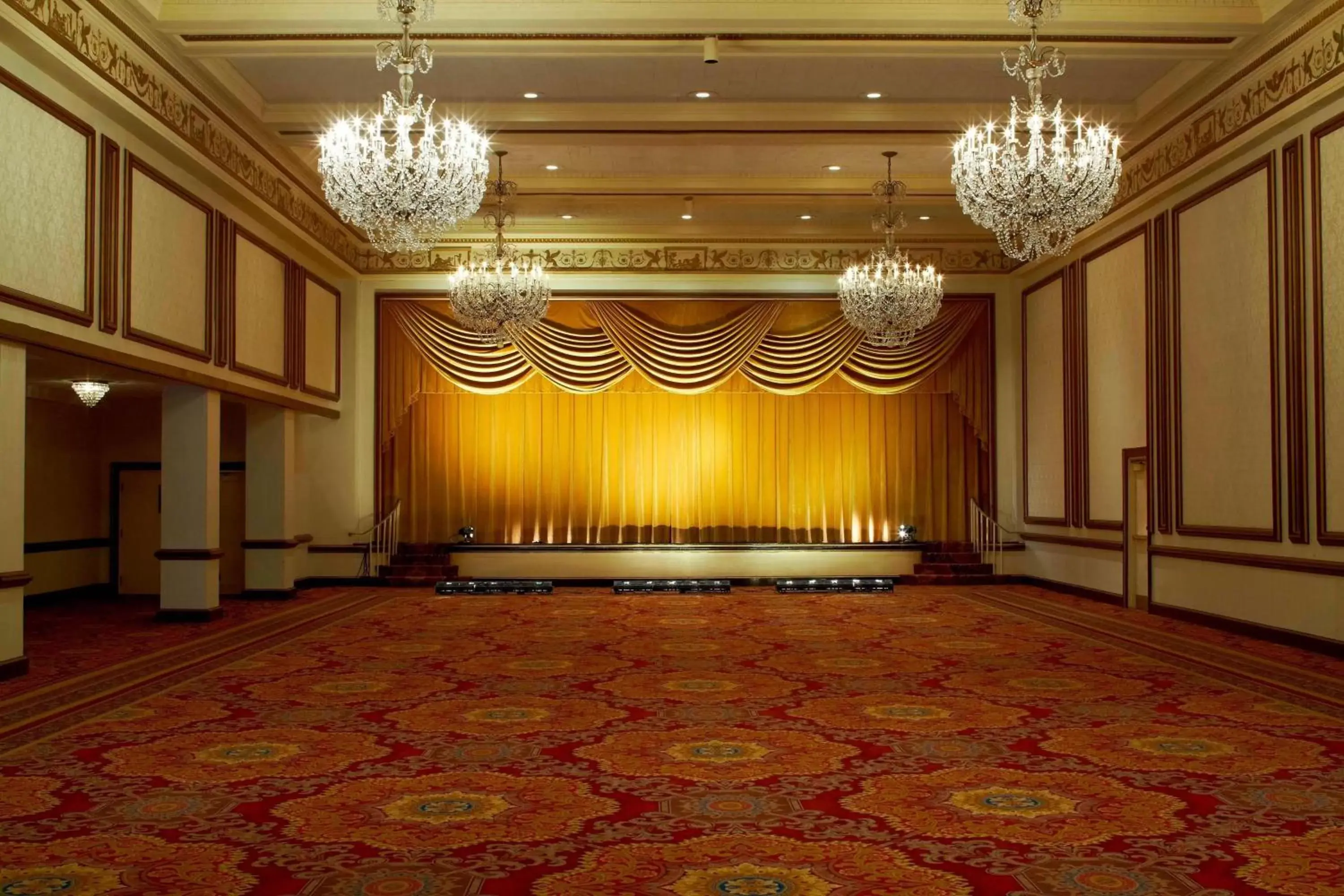 Meeting/conference room, Banquet Facilities in Renaissance Cleveland Hotel