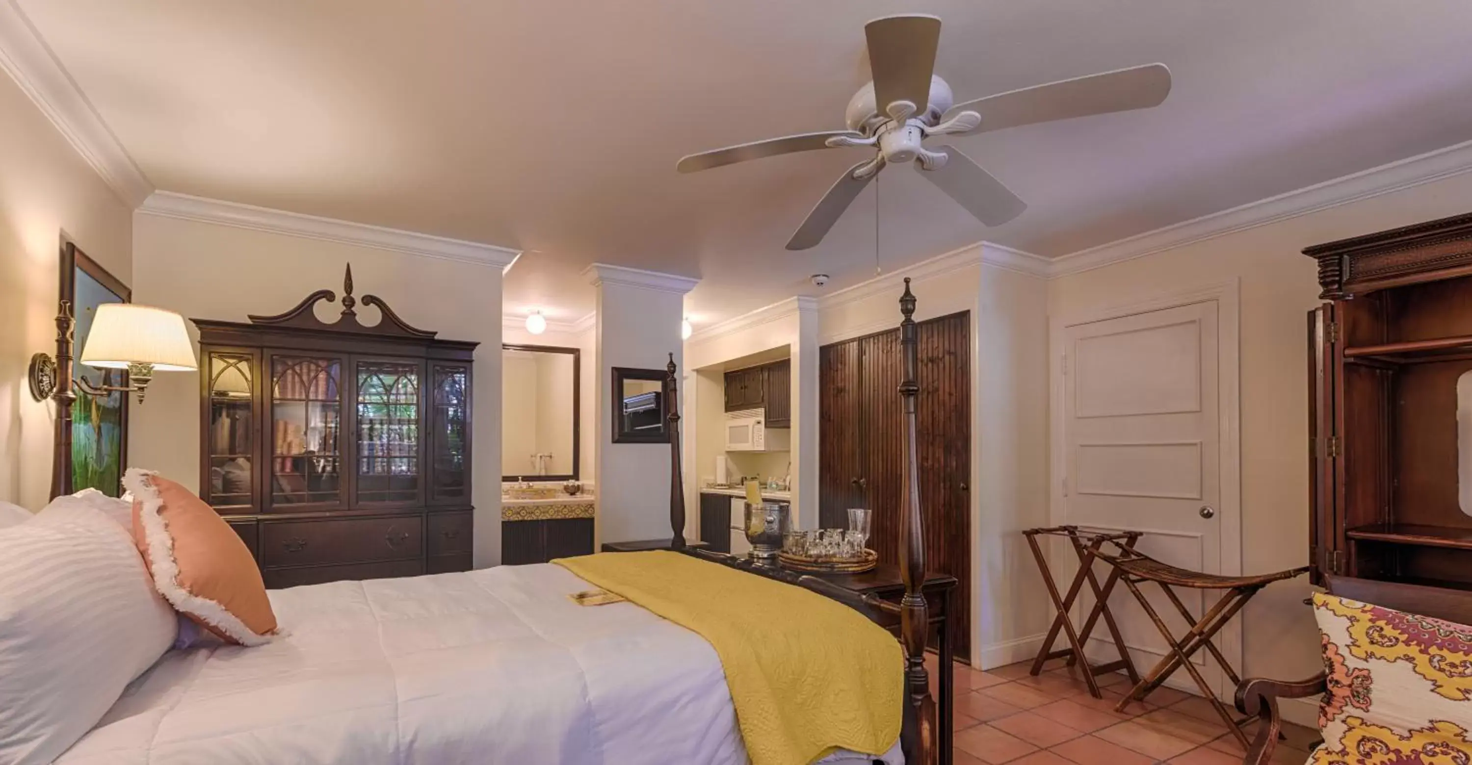 Bedroom, Room Photo in The Caribbean Court Boutique Hotel