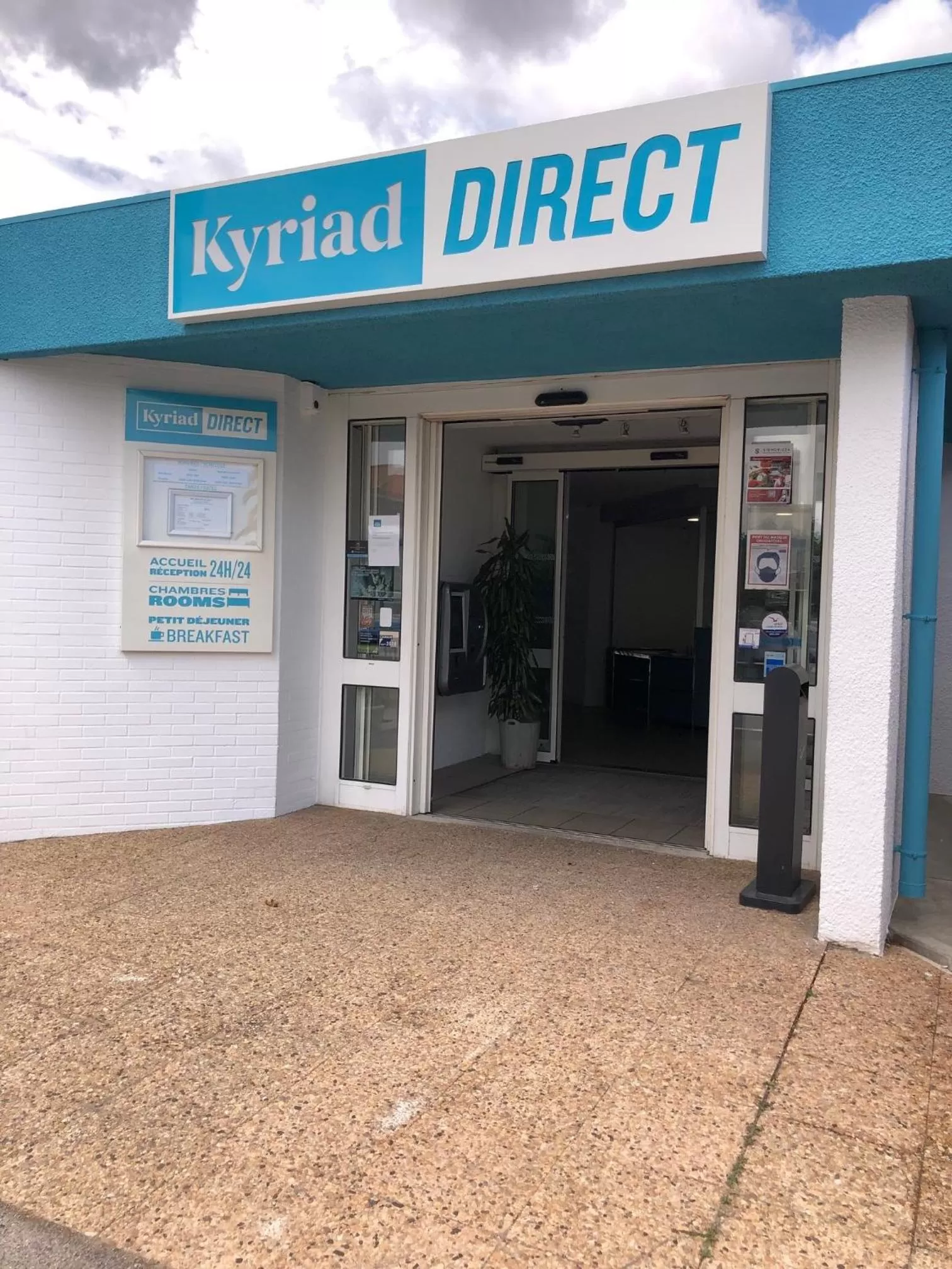 Property building in Kyriad Direct Perpignan Nord - Aéroport