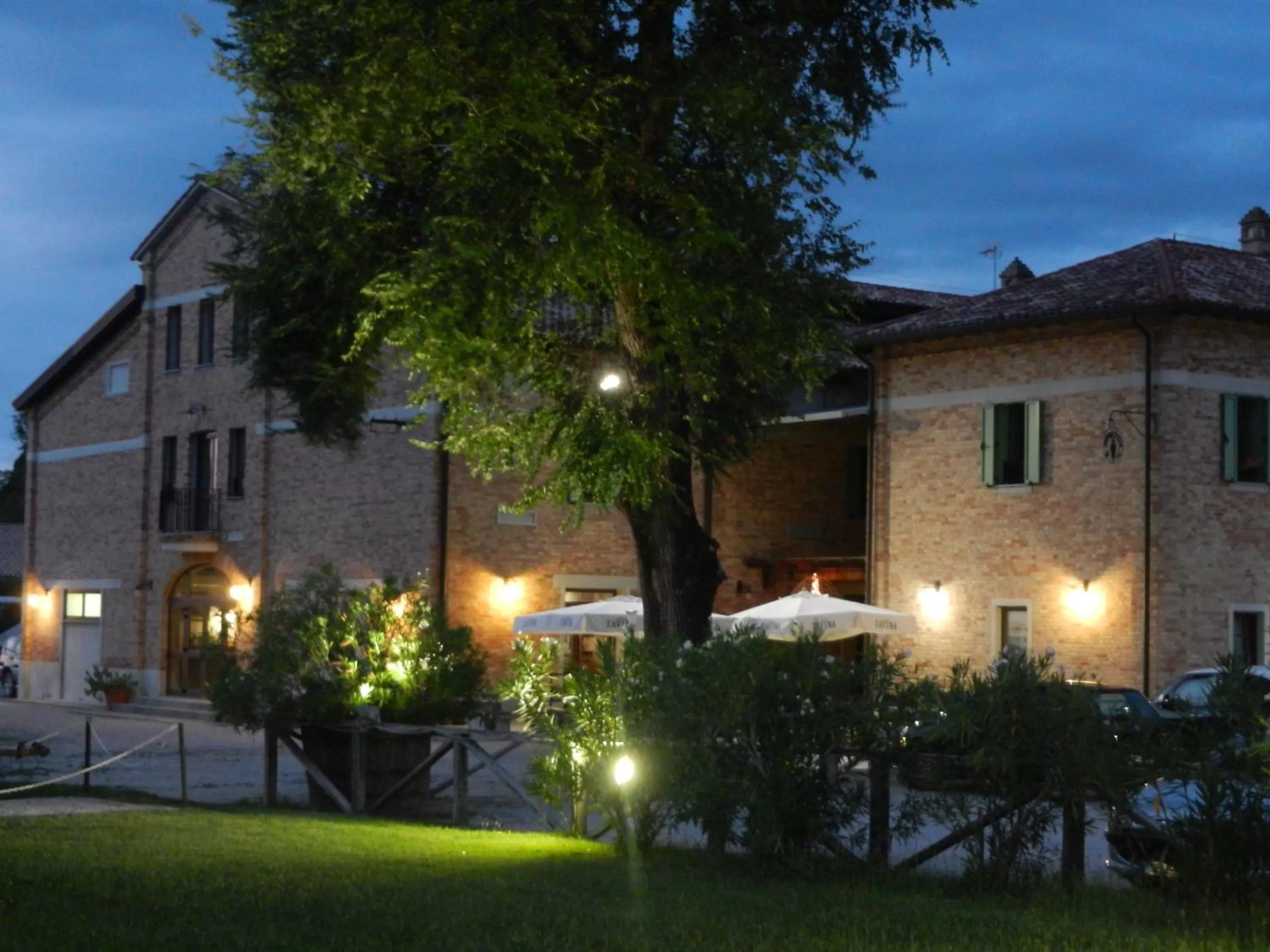 Property building in Agriturismo Le Giarine