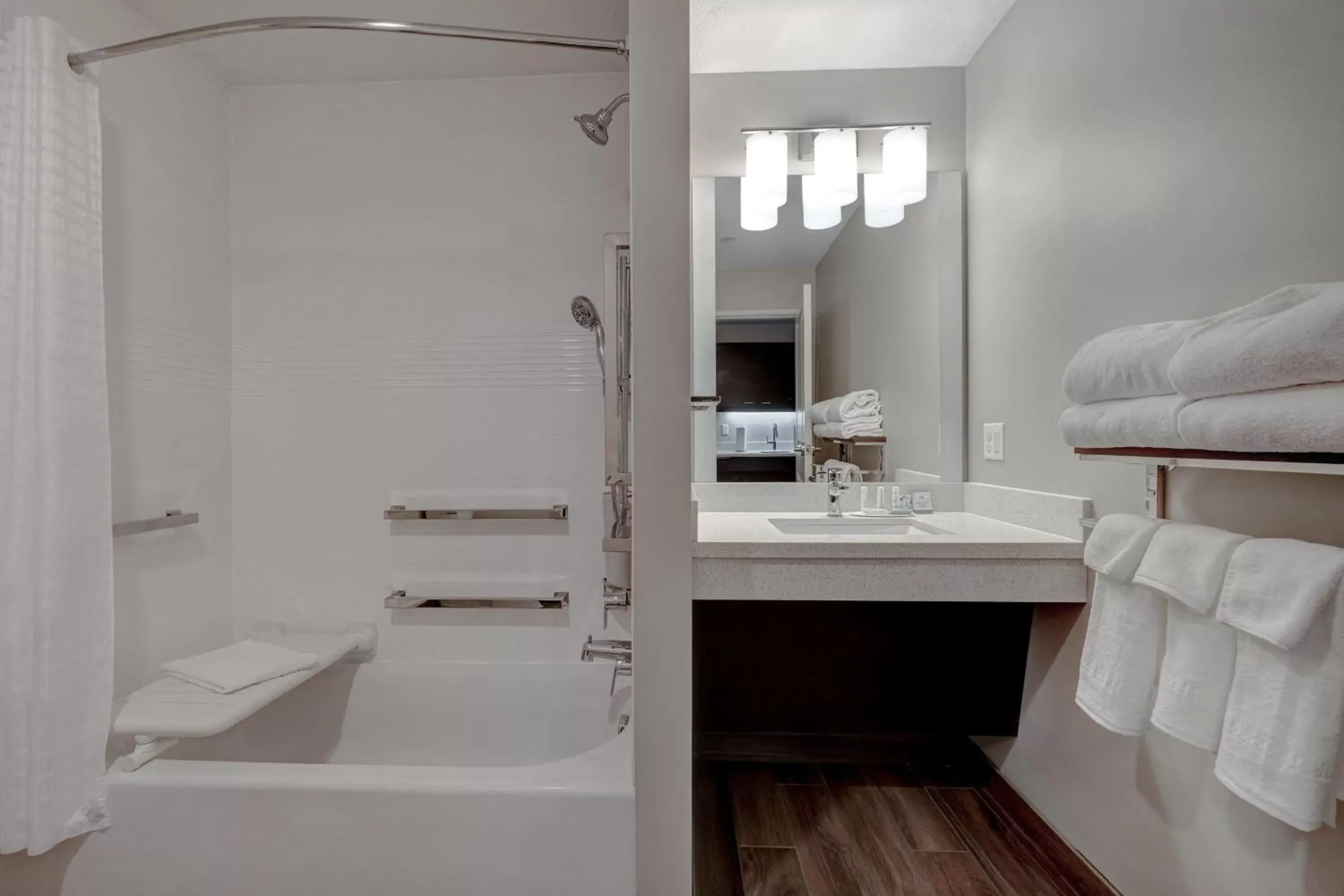 Bathroom in TownePlace Suites by Marriott Monroe