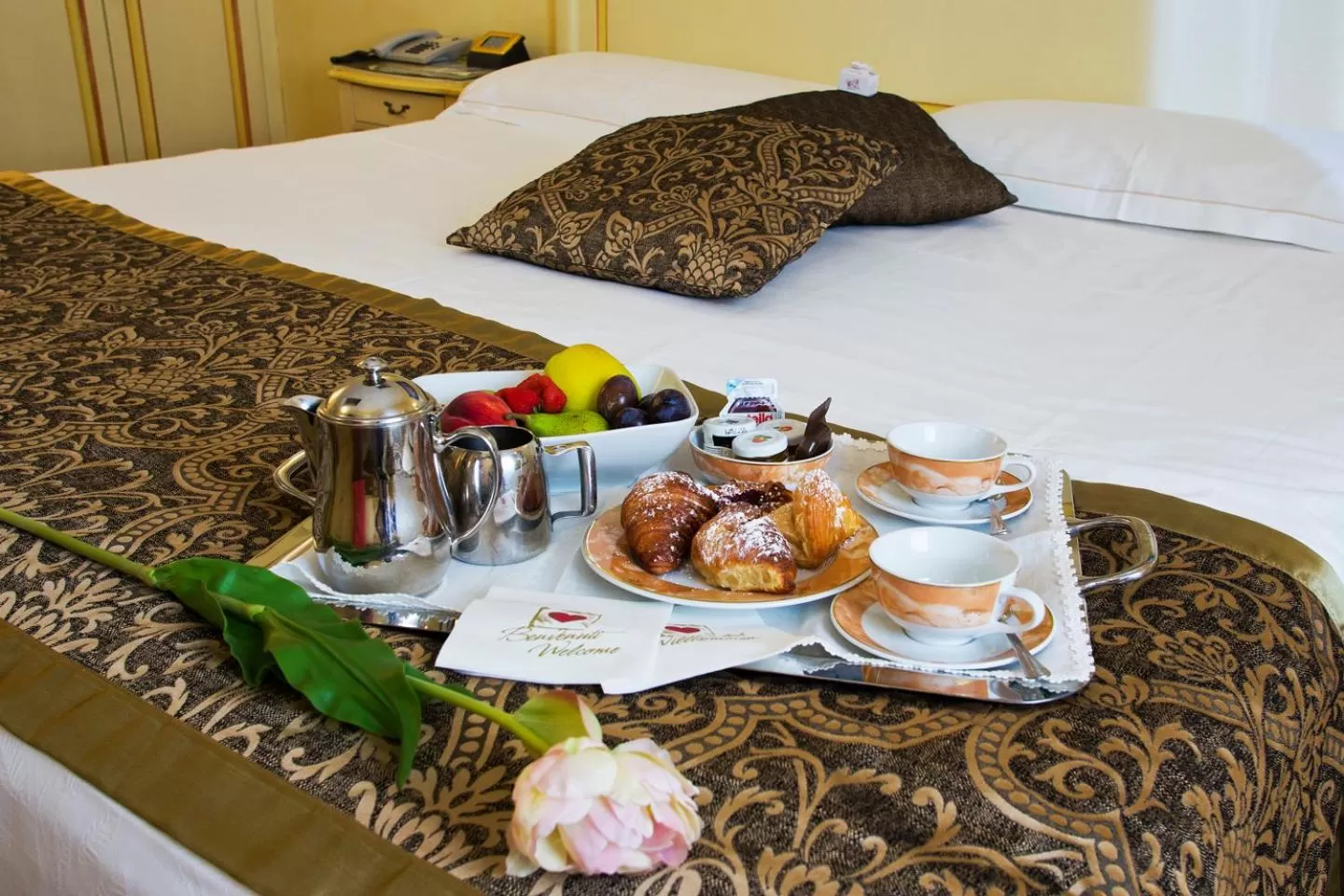 Decorative detail, Bed in Vip's Motel Luxury Accommodation & Spa