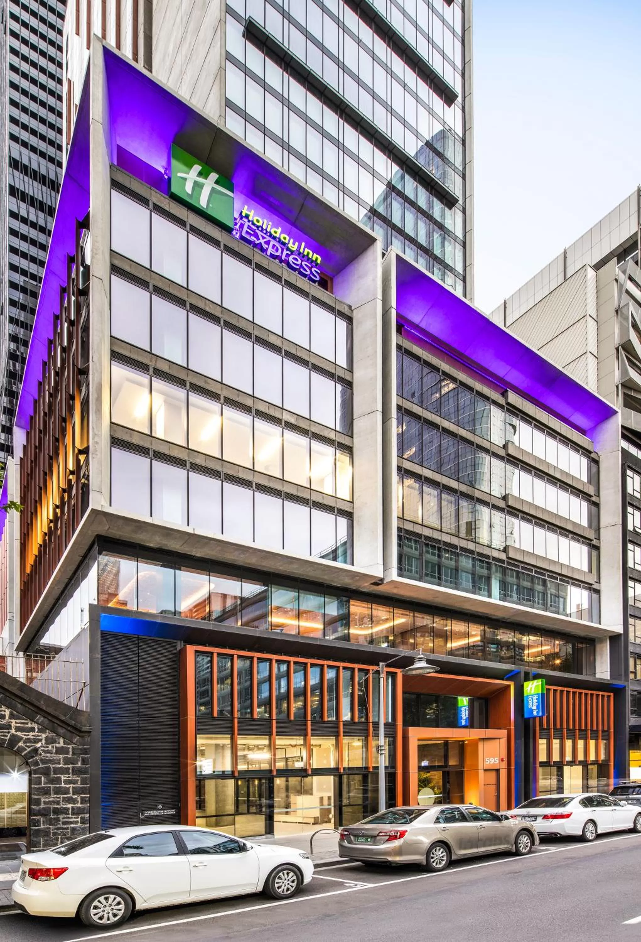 Facade/entrance in Holiday Inn Express Melbourne Little Collins by IHG
