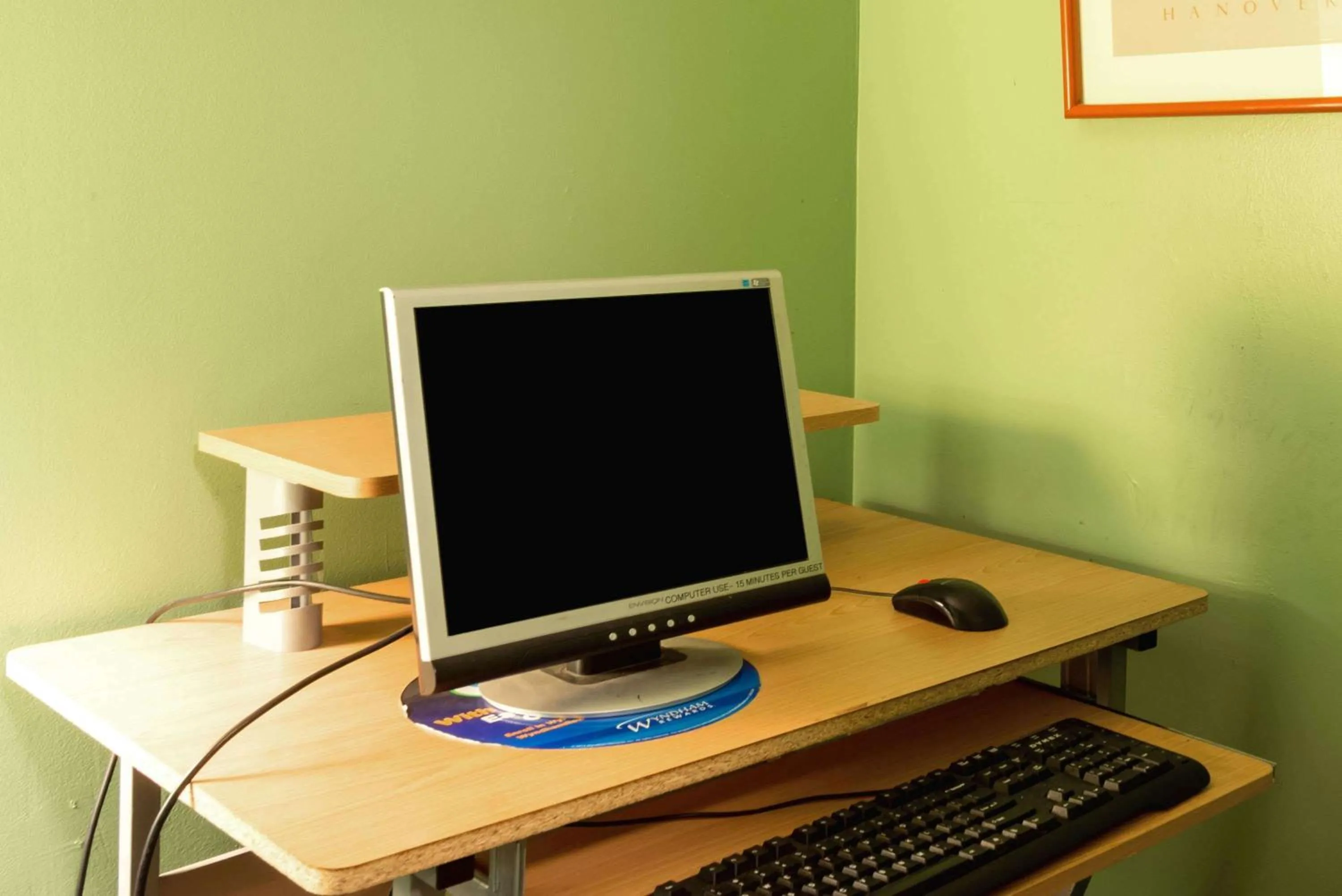 On site in Super 8 by Wyndham White River Junction