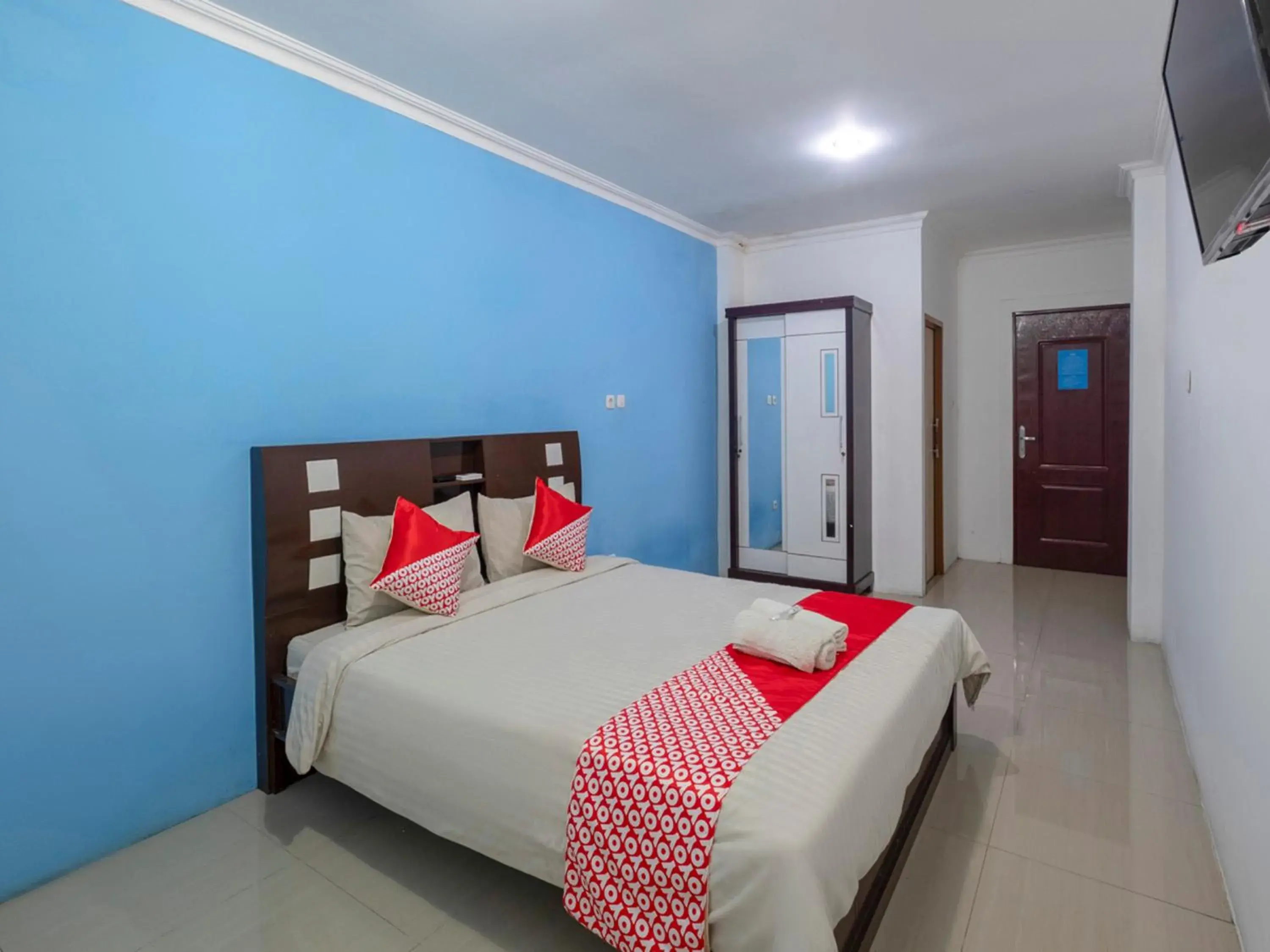 Bedroom, Bed in Super OYO 3747 Comfort Residence