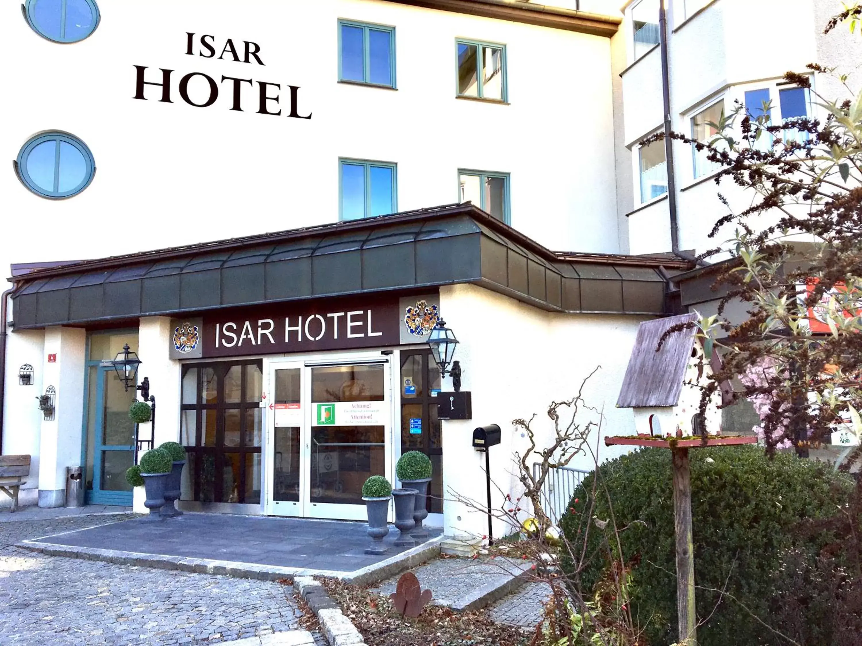 Facade/entrance in Isar Hotel