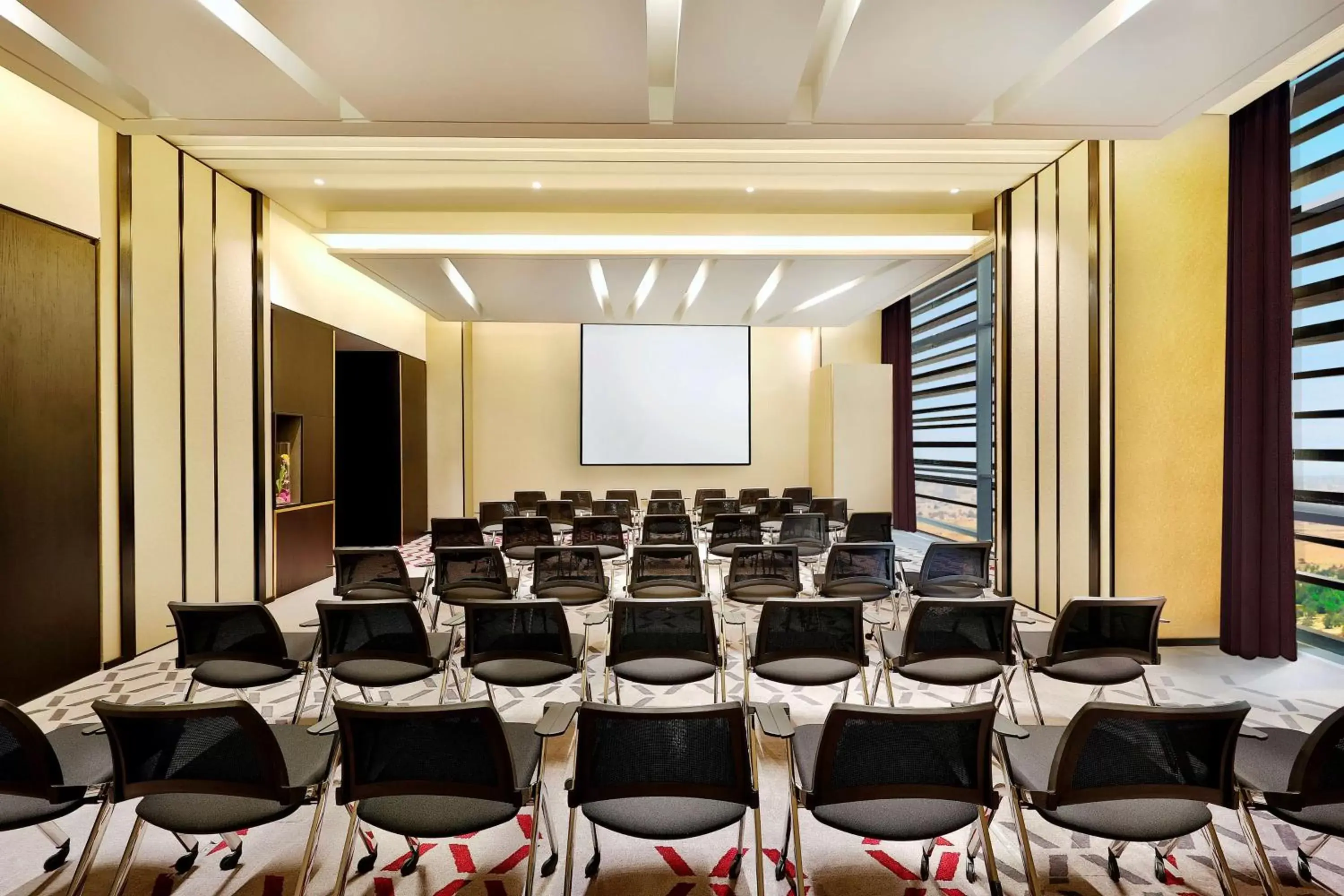 Meeting/conference room in AlRayyan Hotel Doha, Curio Collection by Hilton
