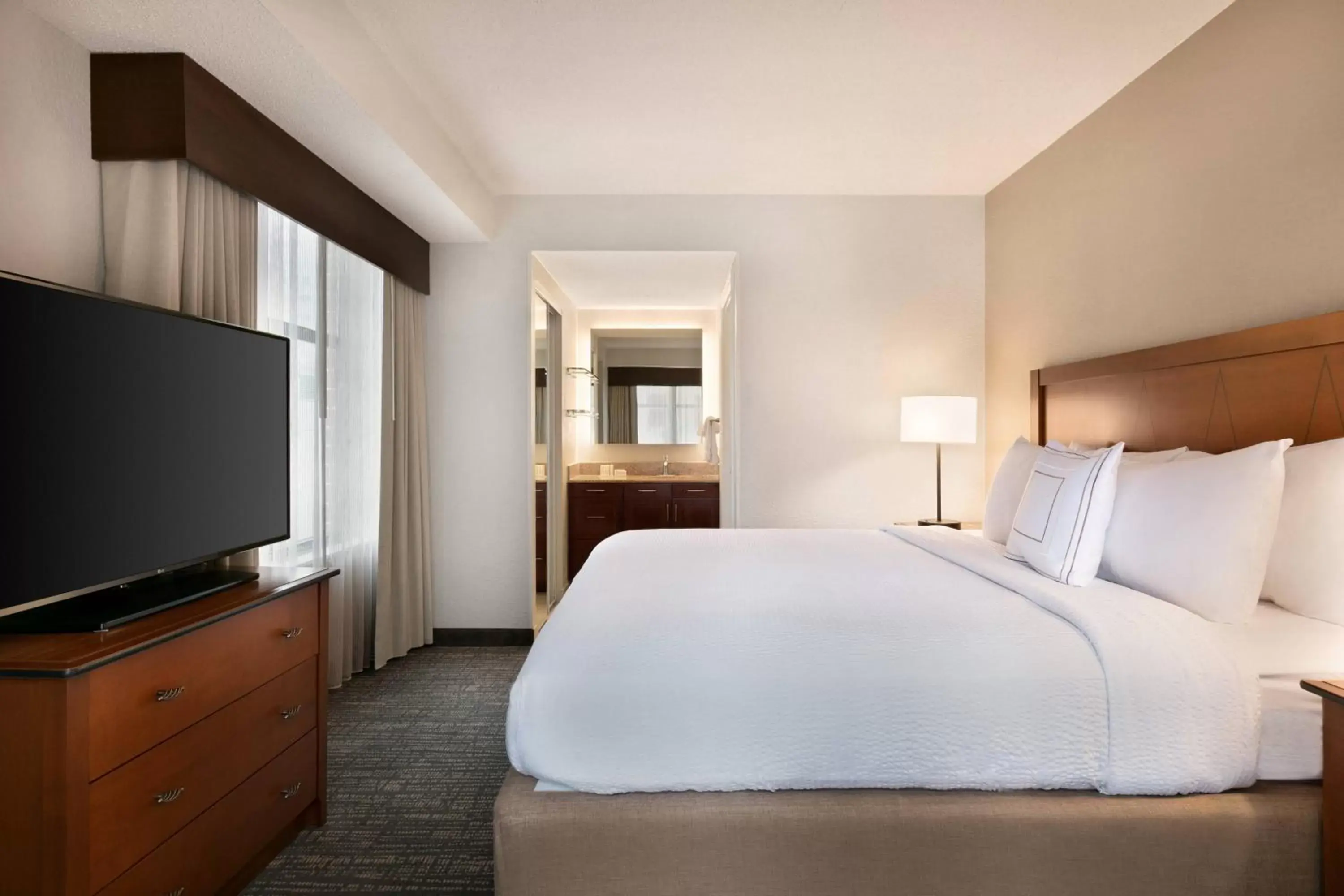 Photo of the whole room, Bed in Residence Inn by Marriott Baltimore Downtown/ Inner Harbor