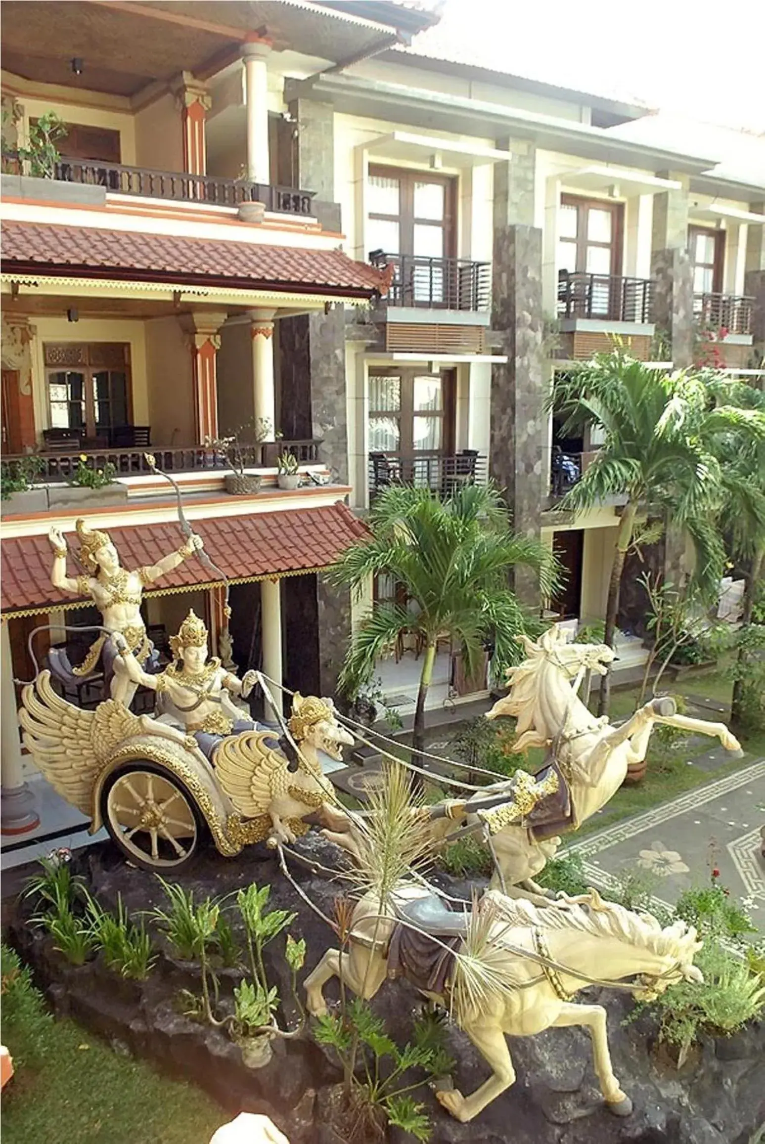 Facade/entrance, Property Building in La Walon Hotel