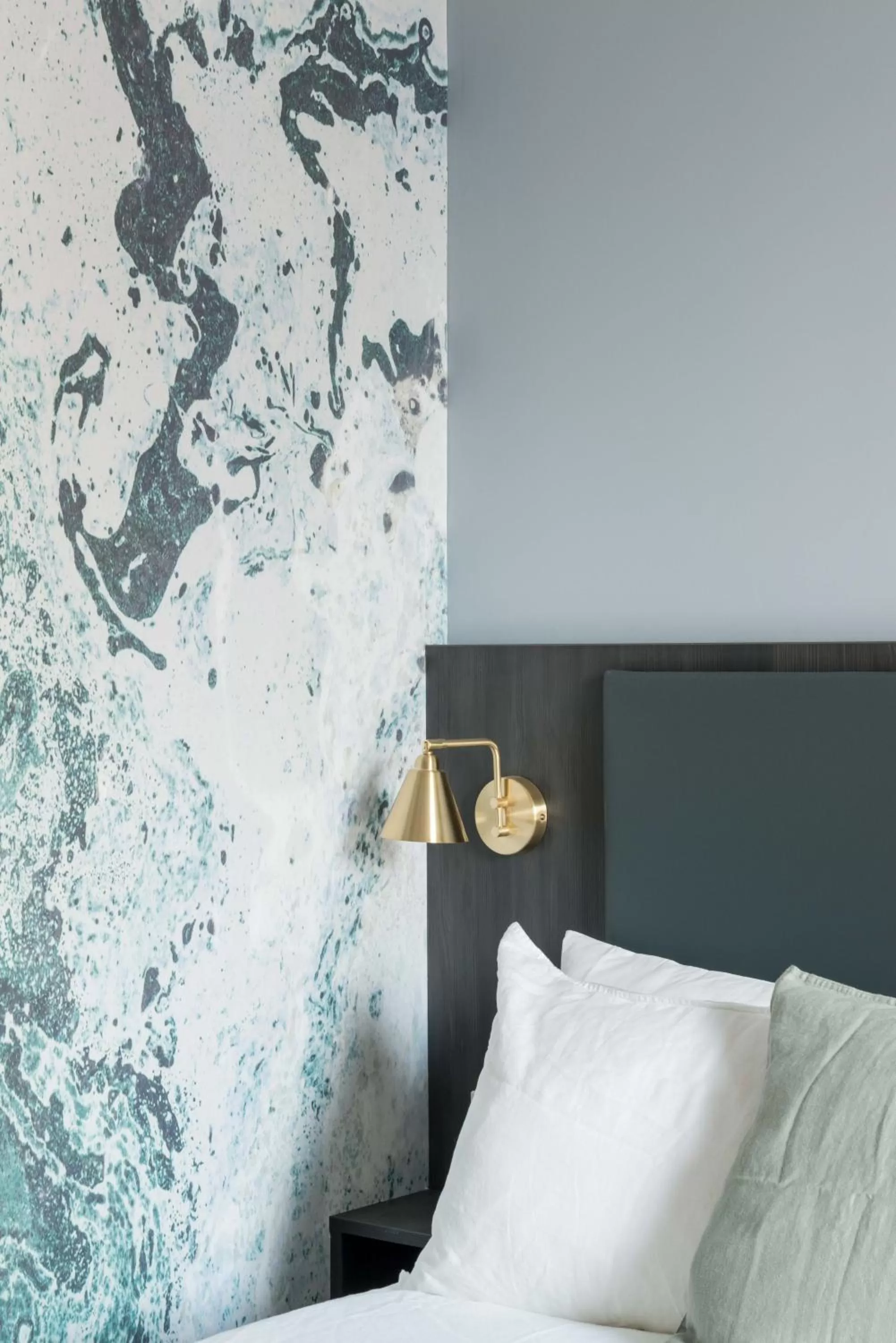 Bed in ARK Canary Wharf