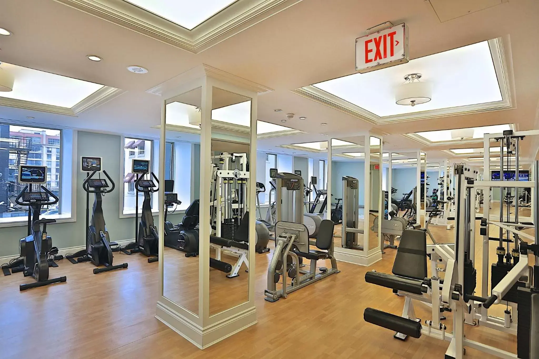 Fitness centre/facilities, Fitness Center/Facilities in The Omni King Edward Hotel