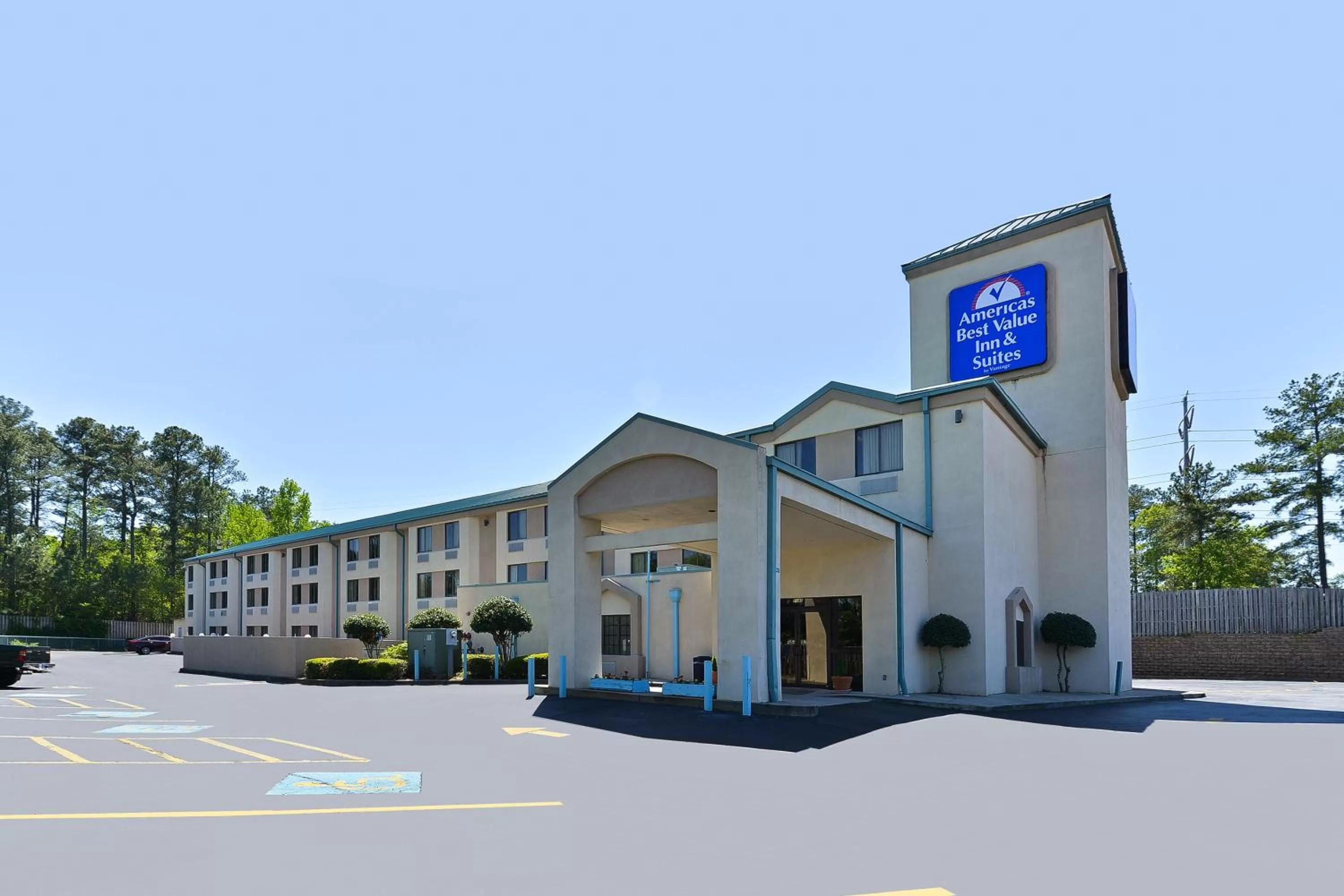 Facade/entrance in America's Best Value Inn & Suites, Atlanta - Morrow