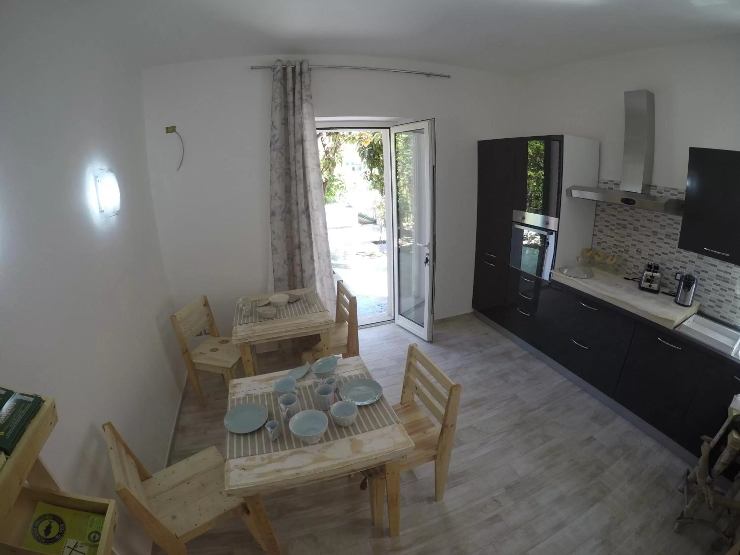 Garden in B&B Les Chambres Rooms & Suite