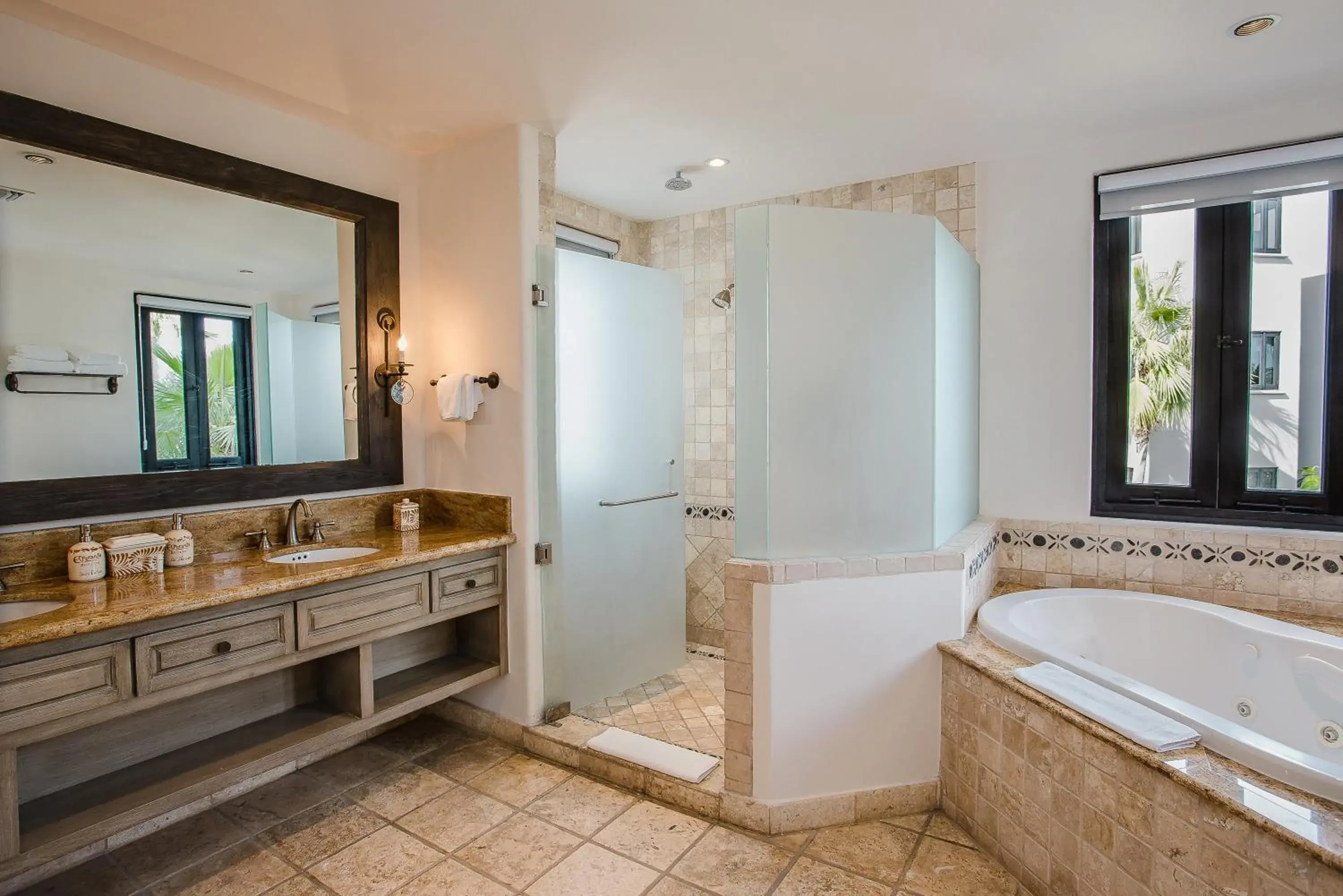 Bathroom in Esperanza - An Auberge Resort