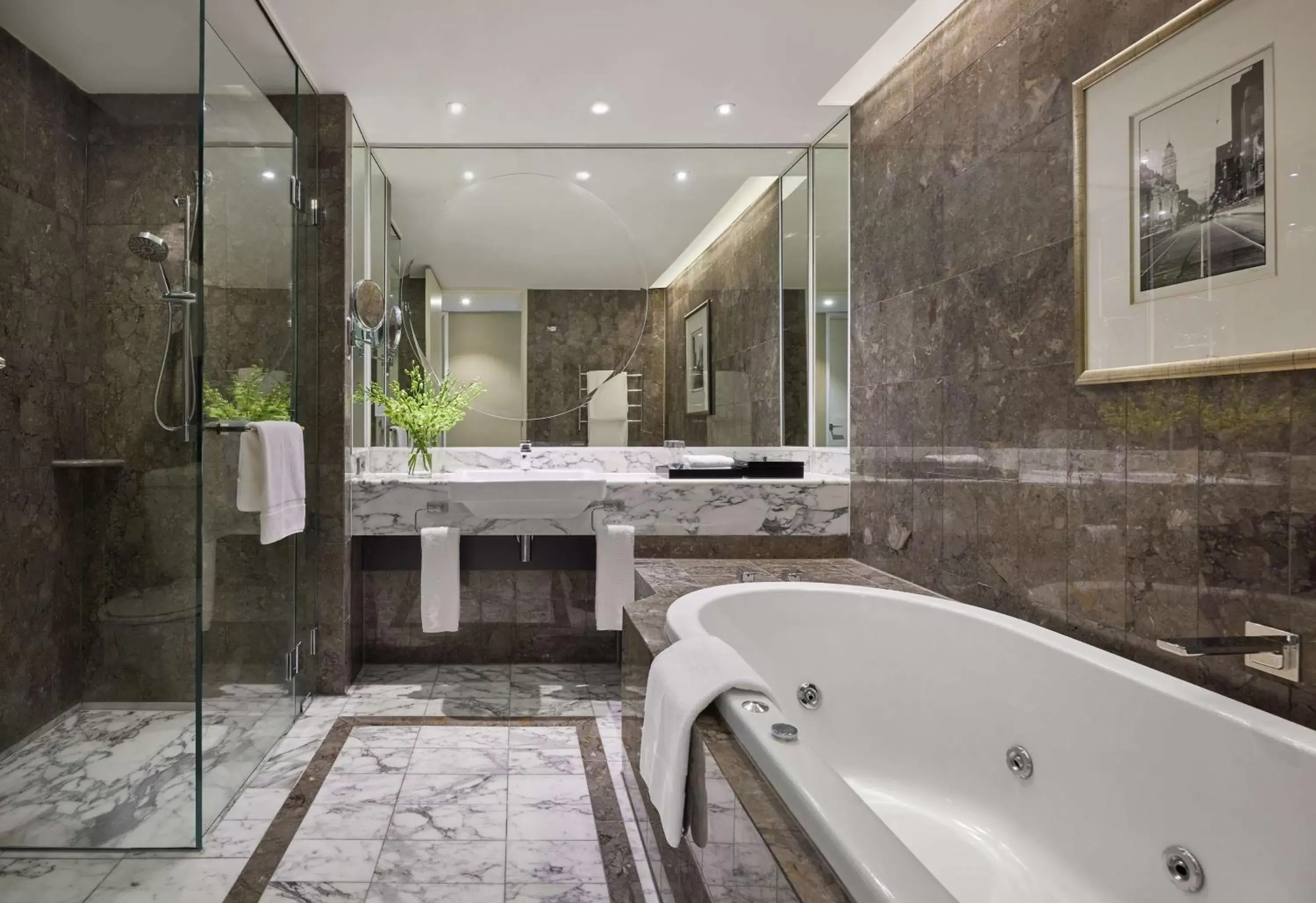 Bathroom in Grand Hyatt Melbourne