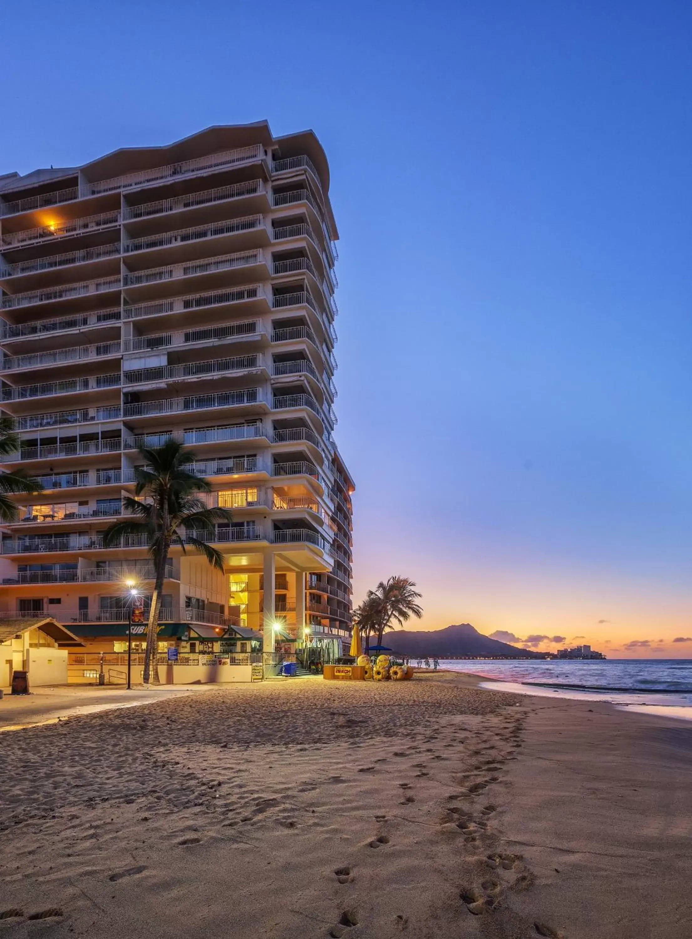 Beach in Castle Waikiki Shore Beachfront Condominiums