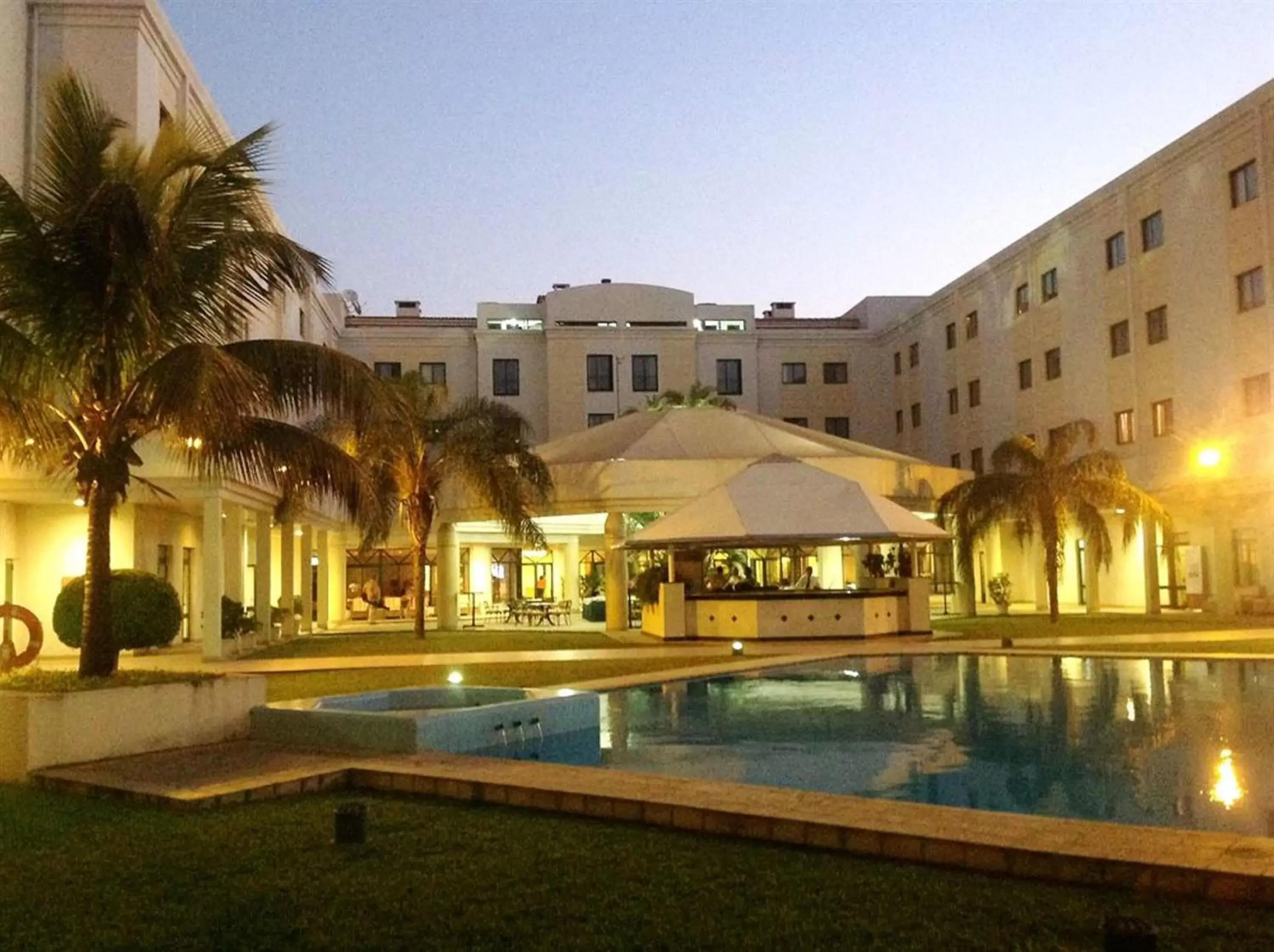 Property building, Swimming Pool in Hotel Vip Grand Maputo