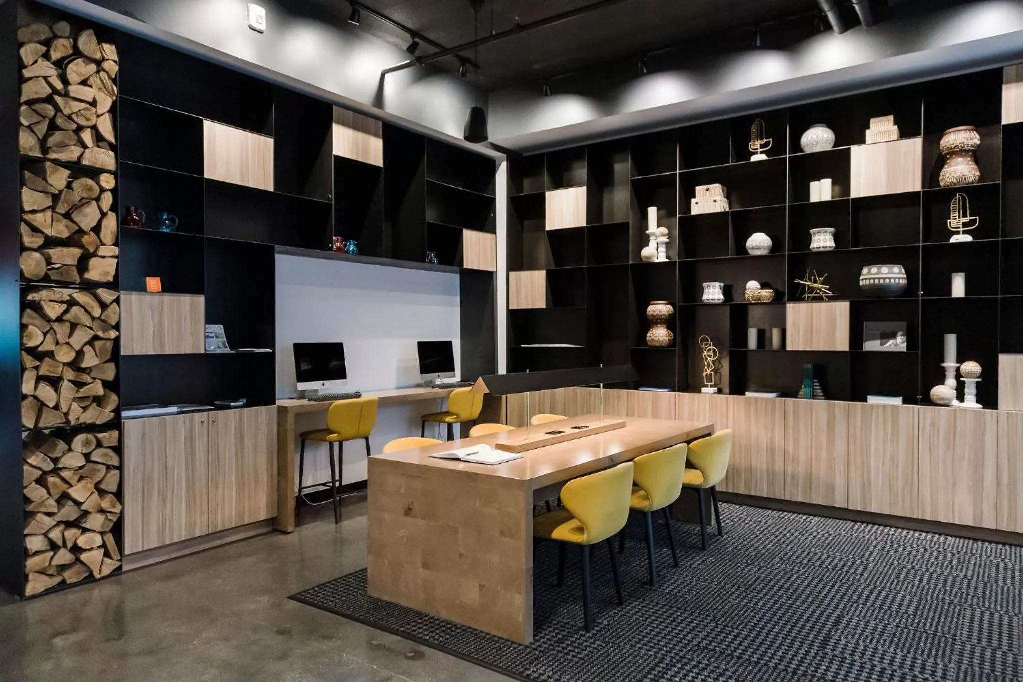 Business facilities in Alt Hotel Saskatoon