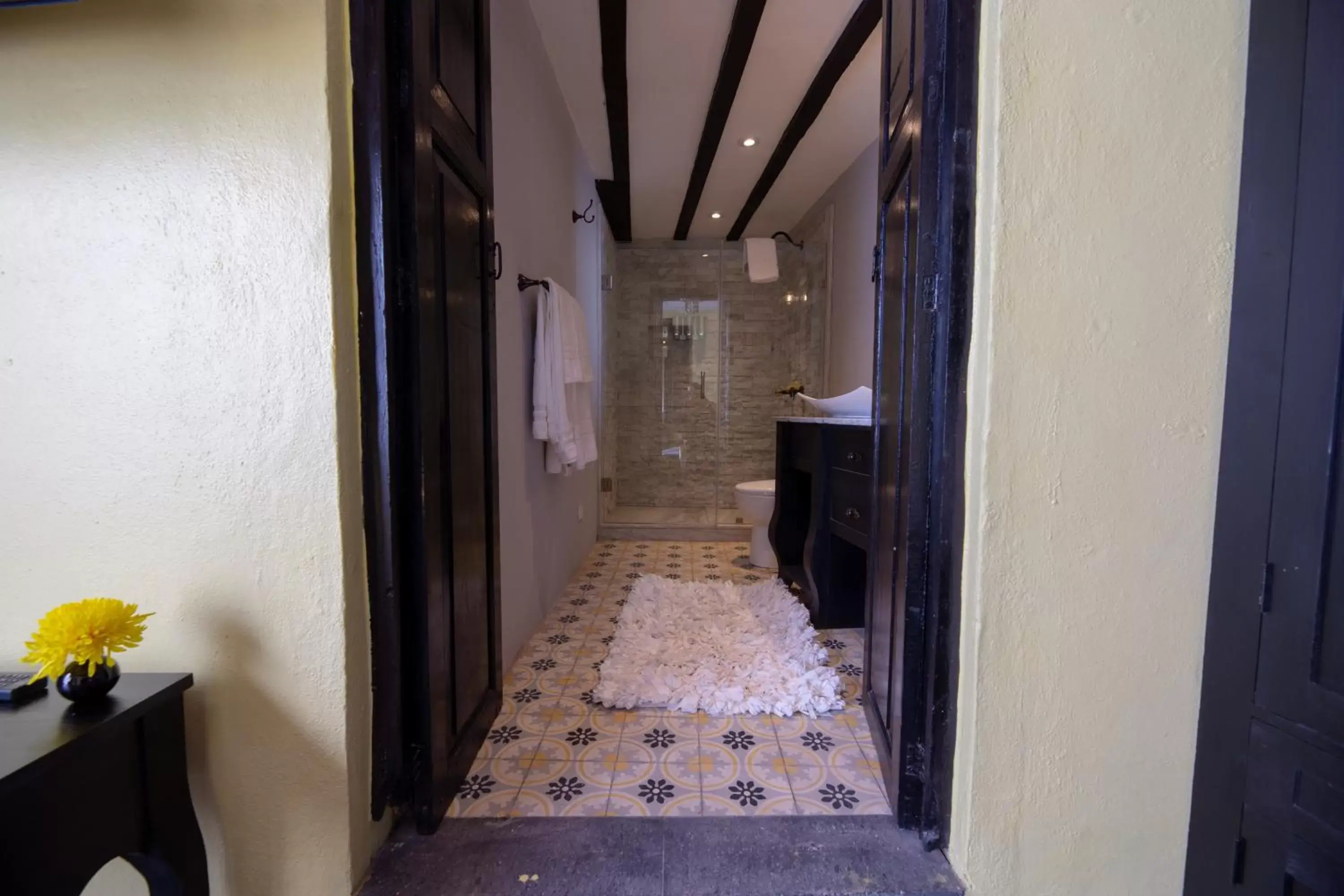 Bathroom in Luxury Boutique Hotel Villa Limon