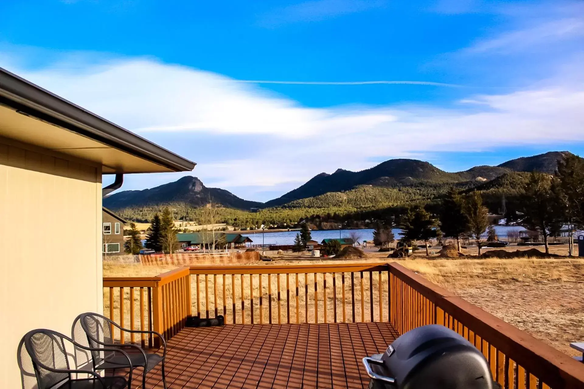 Patio, Mountain View in Murphy's Resort