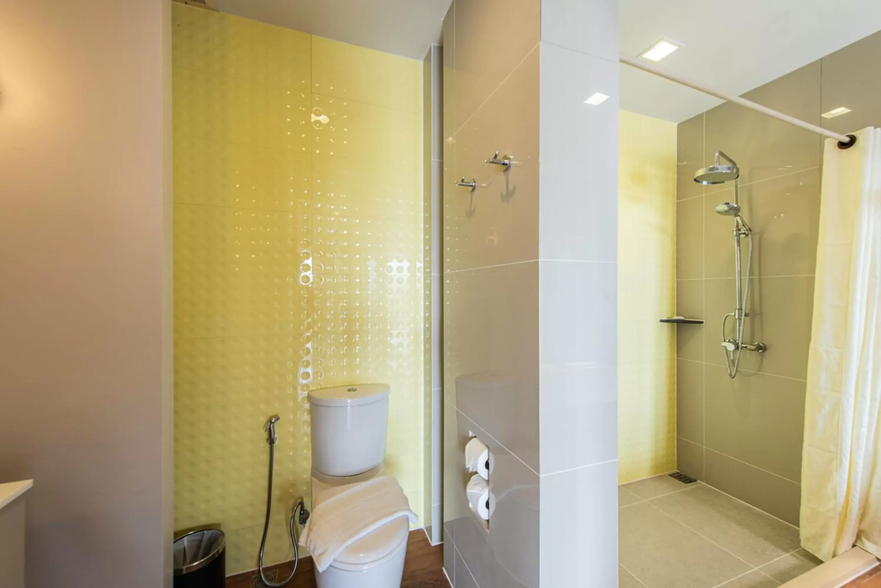 Bathroom in Holiday Ao Nang Beach Resort, Krabi - SHA Extra Plus