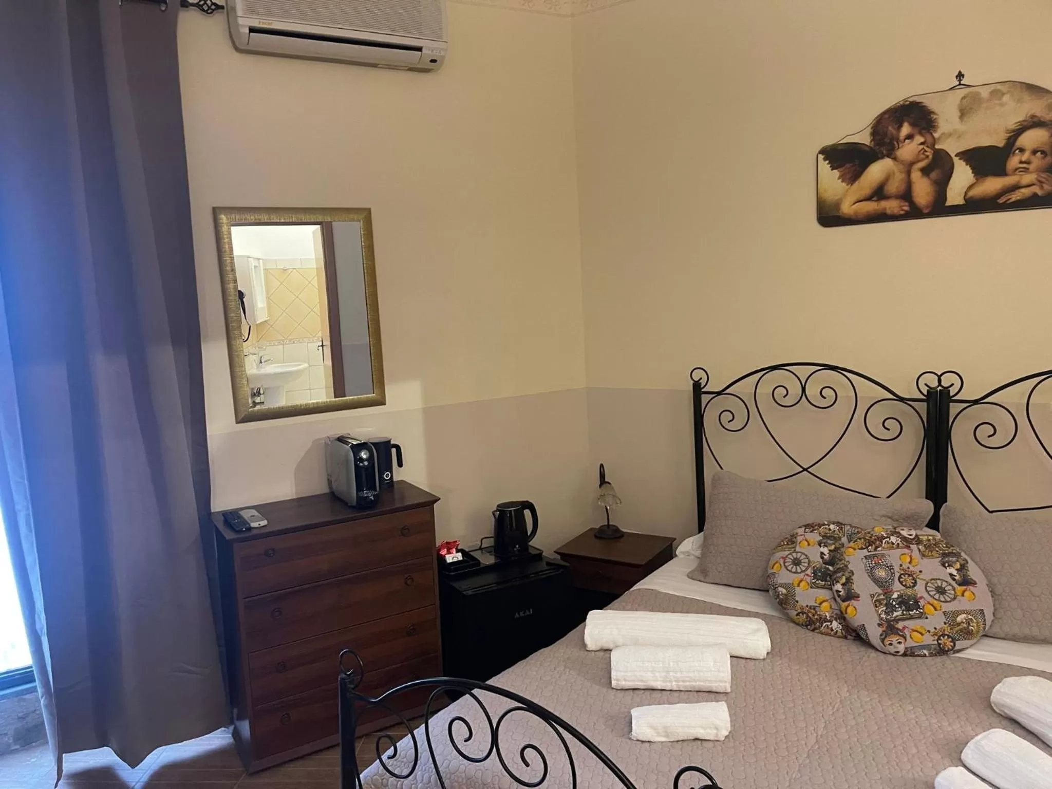 Bed in Bed and Relax-Il Maniero