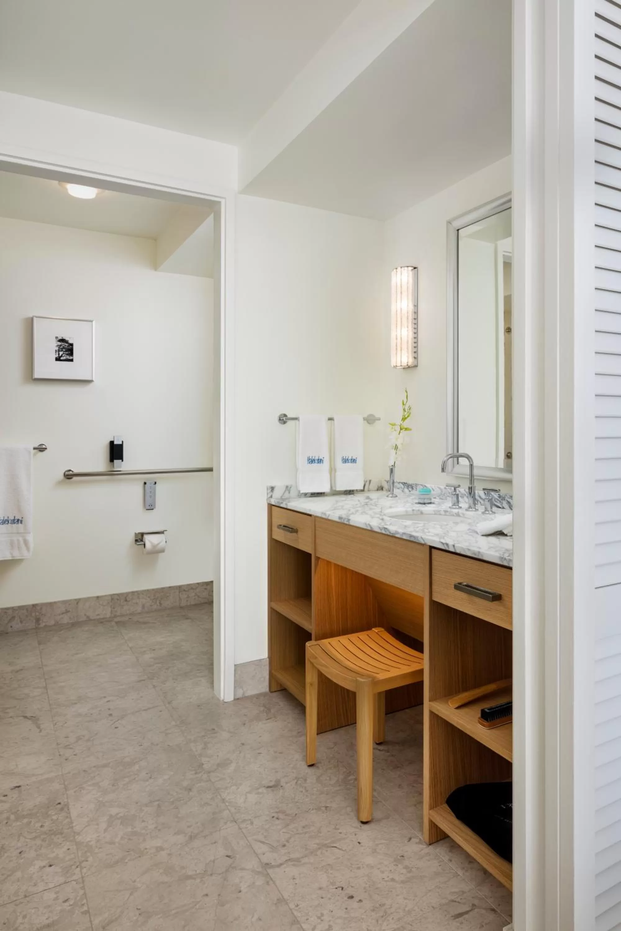 Bathroom in Halekulani - NO RESORT FEE
