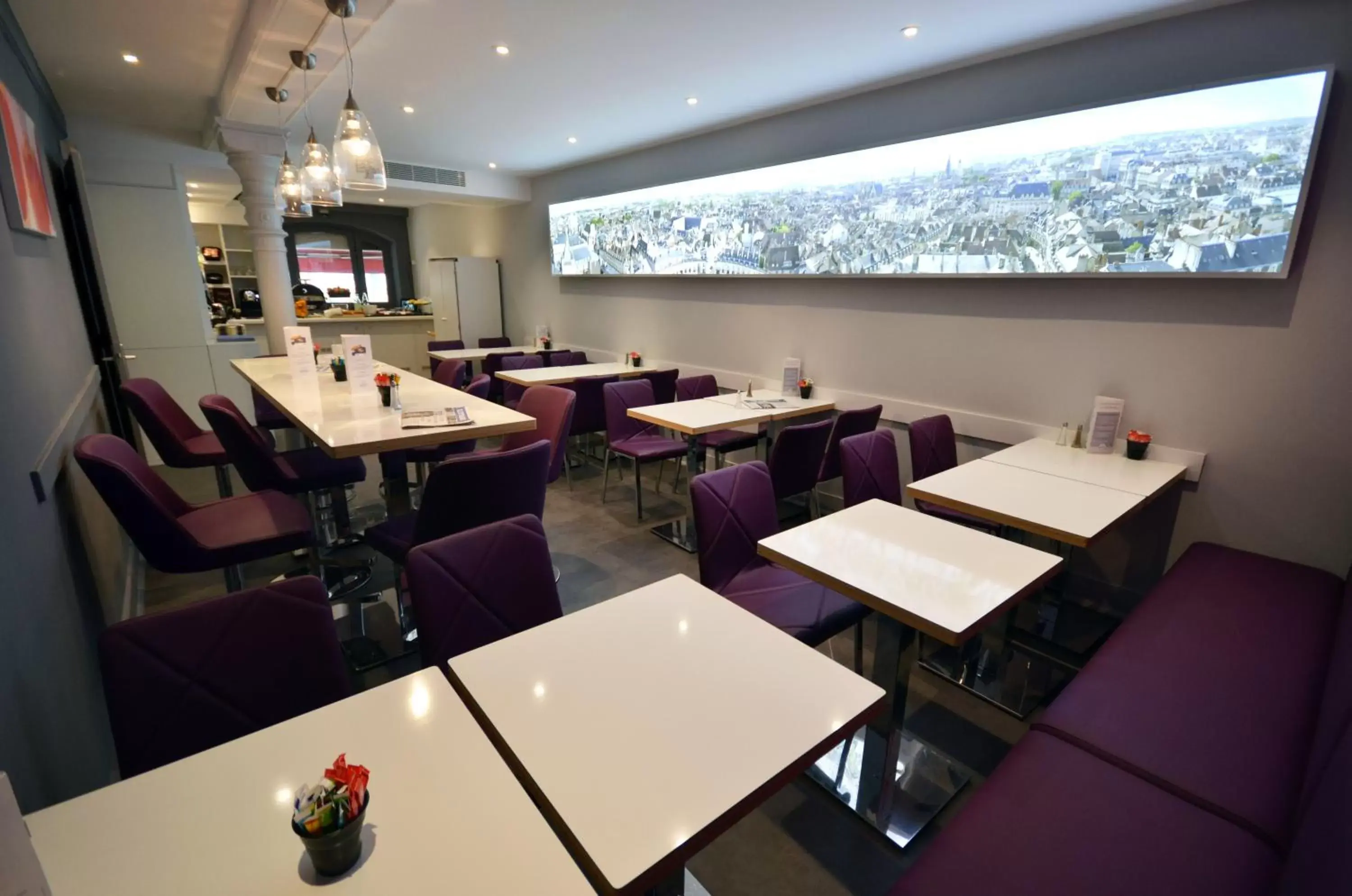 Restaurant/places to eat in Best Western Dijon Centre Gare Restaurant/places to eat in Best Western Dijon Centre Gare