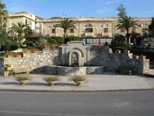 Property Building in Mare Blu