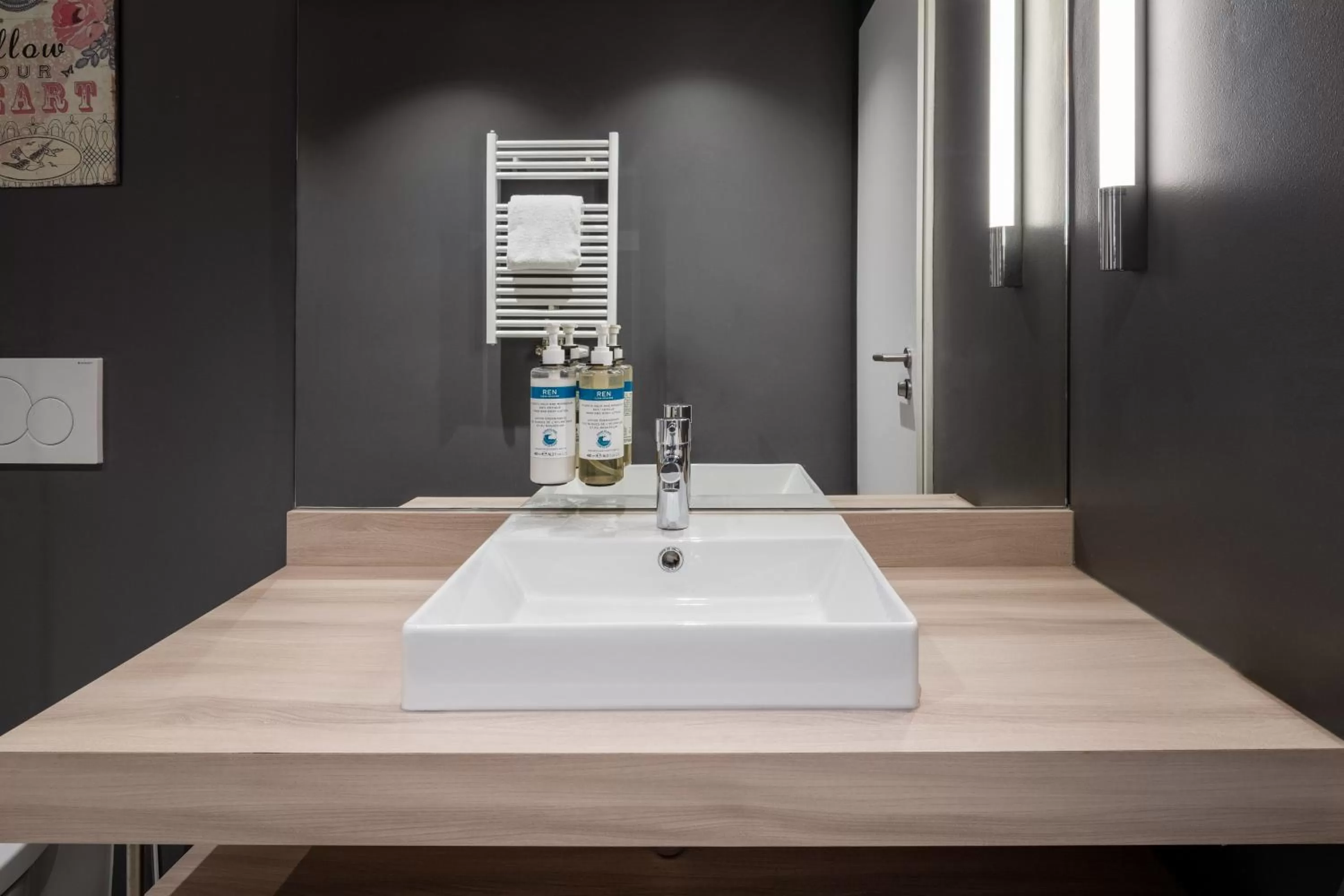 Bathroom in Numa Munich Stark