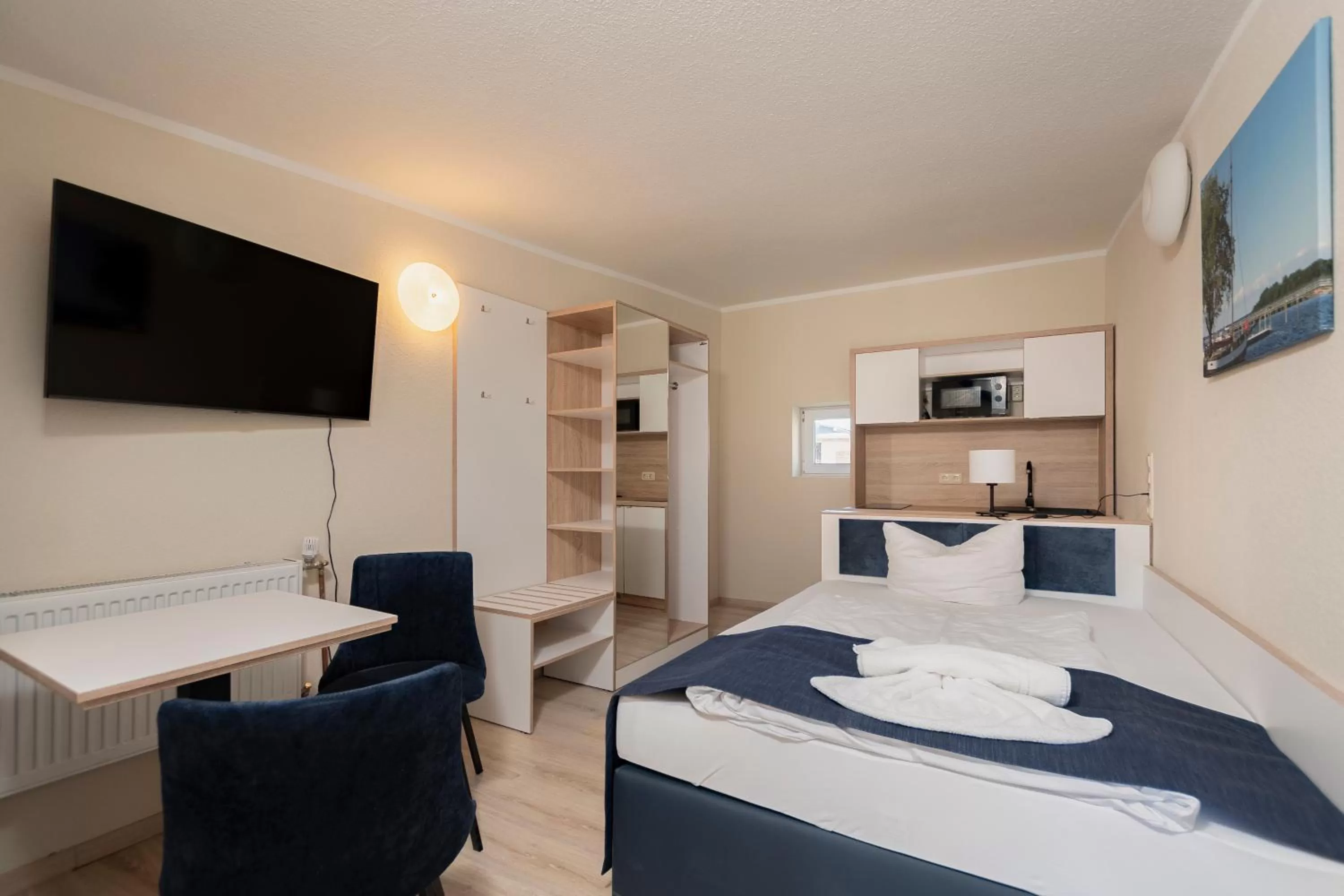 Photo of the whole room, Bed in Aparthotel Stralsund Studios und Apartments