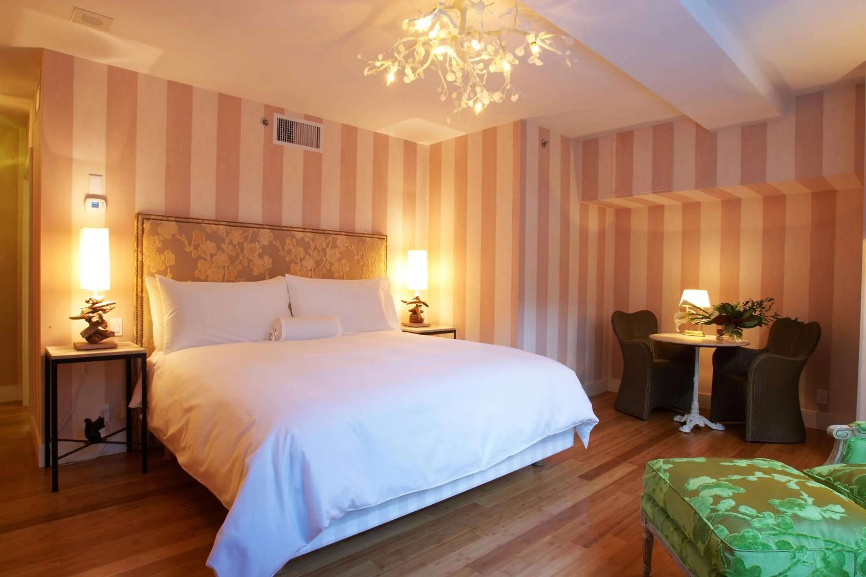 Bed in The Ivy at Verity