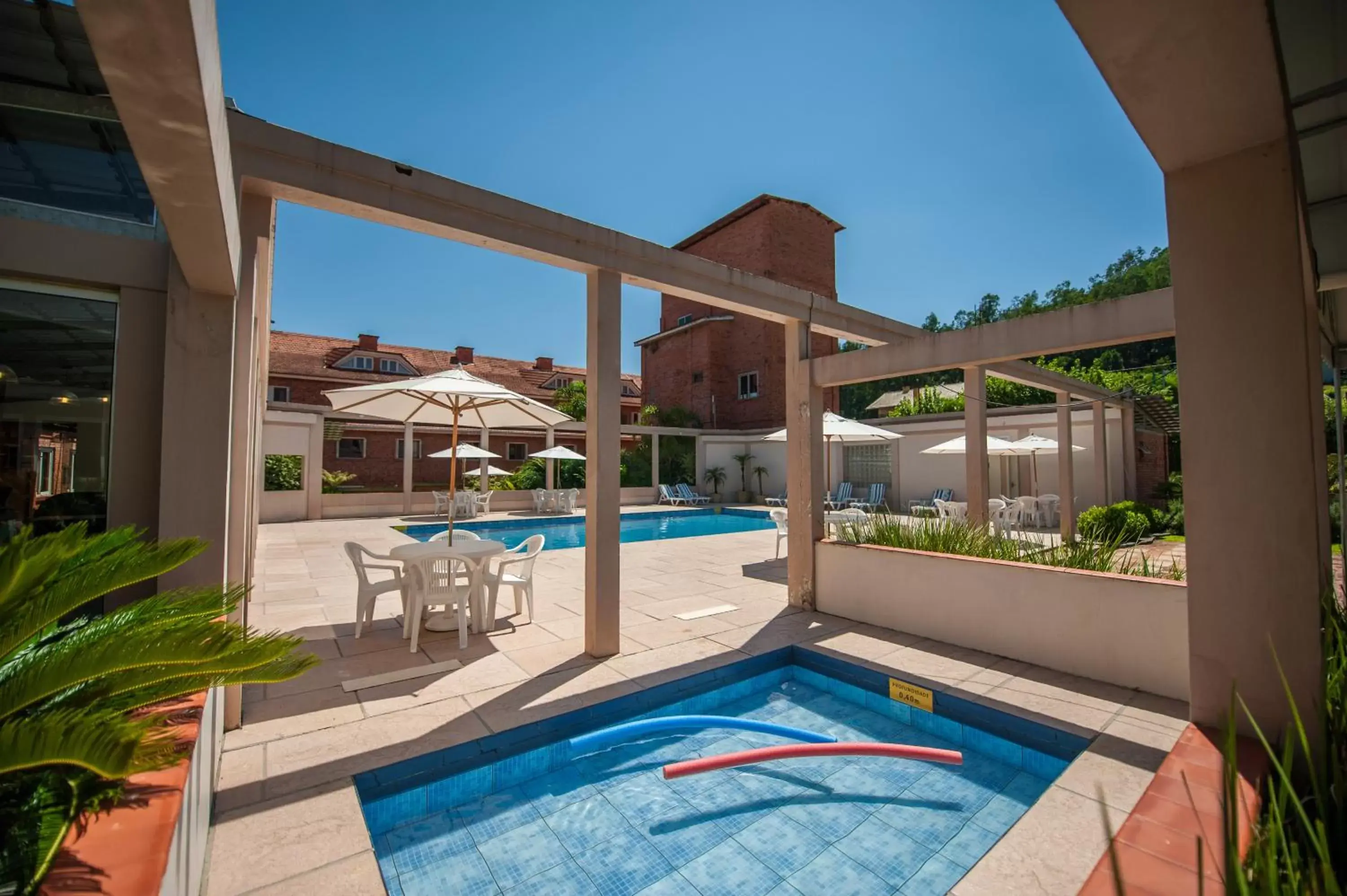 Swimming pool in Farina Park Hotel Swimming pool in Farina Park Hotel