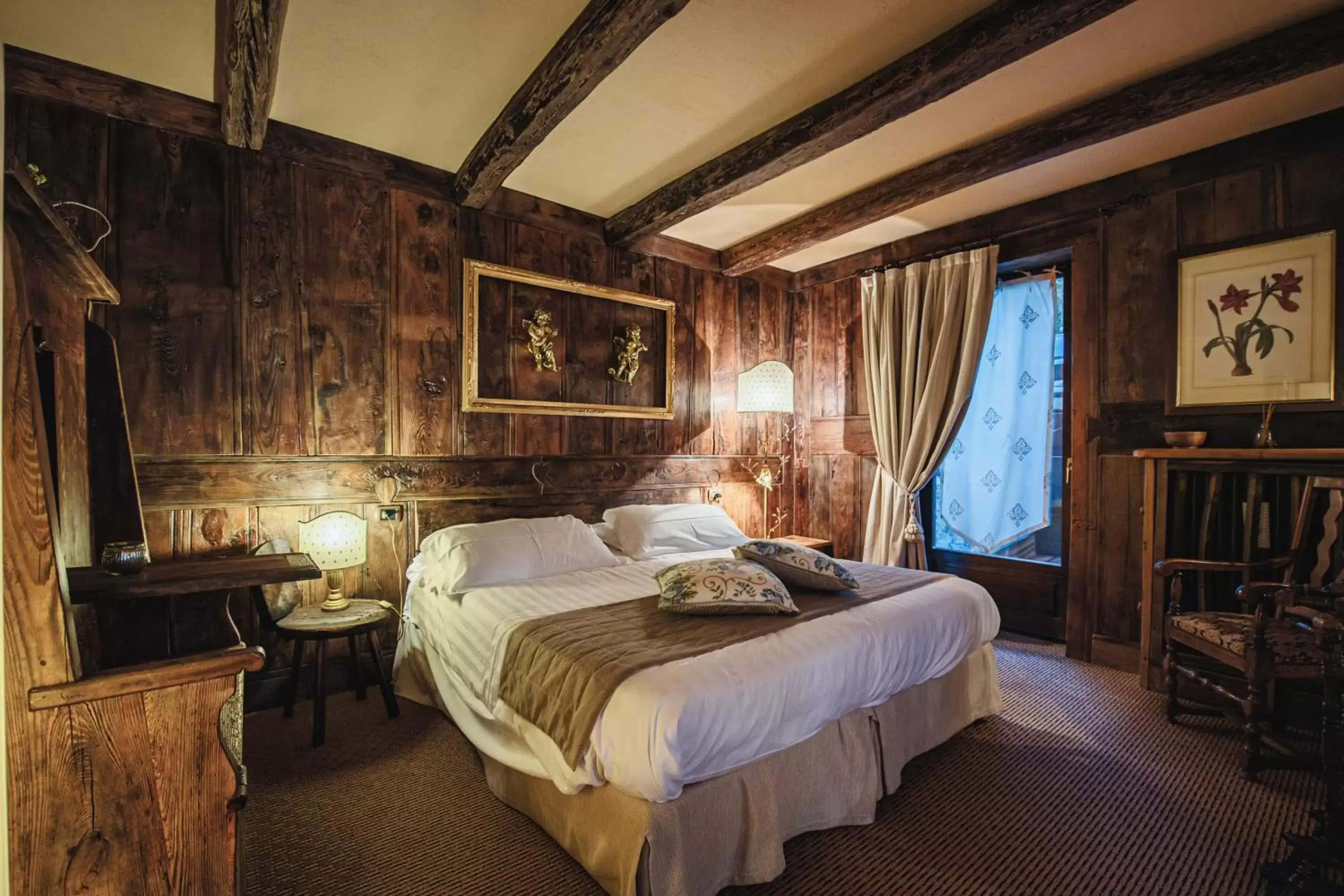 Bedroom, Bed in Hotel Chalet La Meridiana