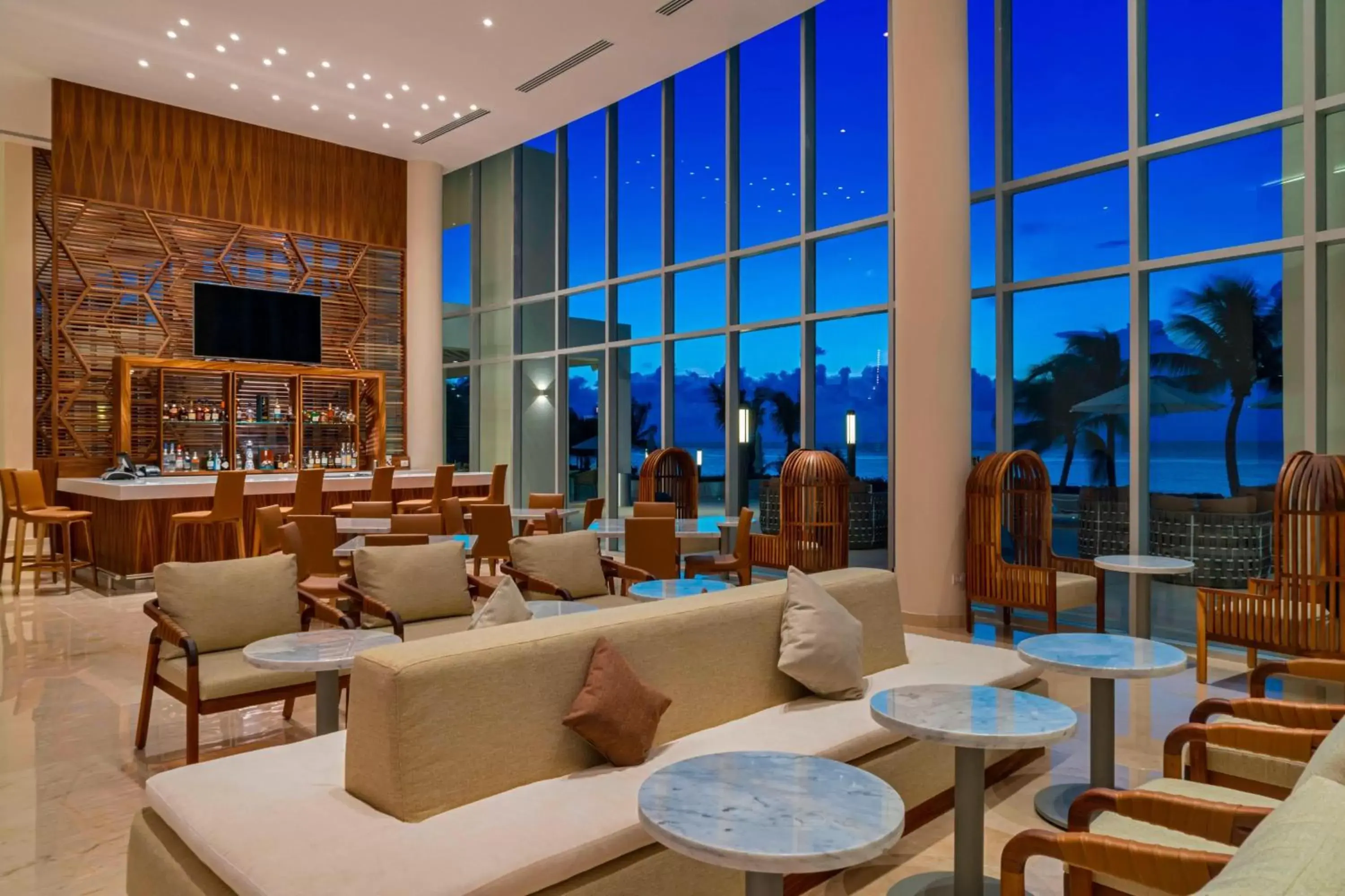 Lobby or reception, Lounge/Bar in The Westin Cozumel