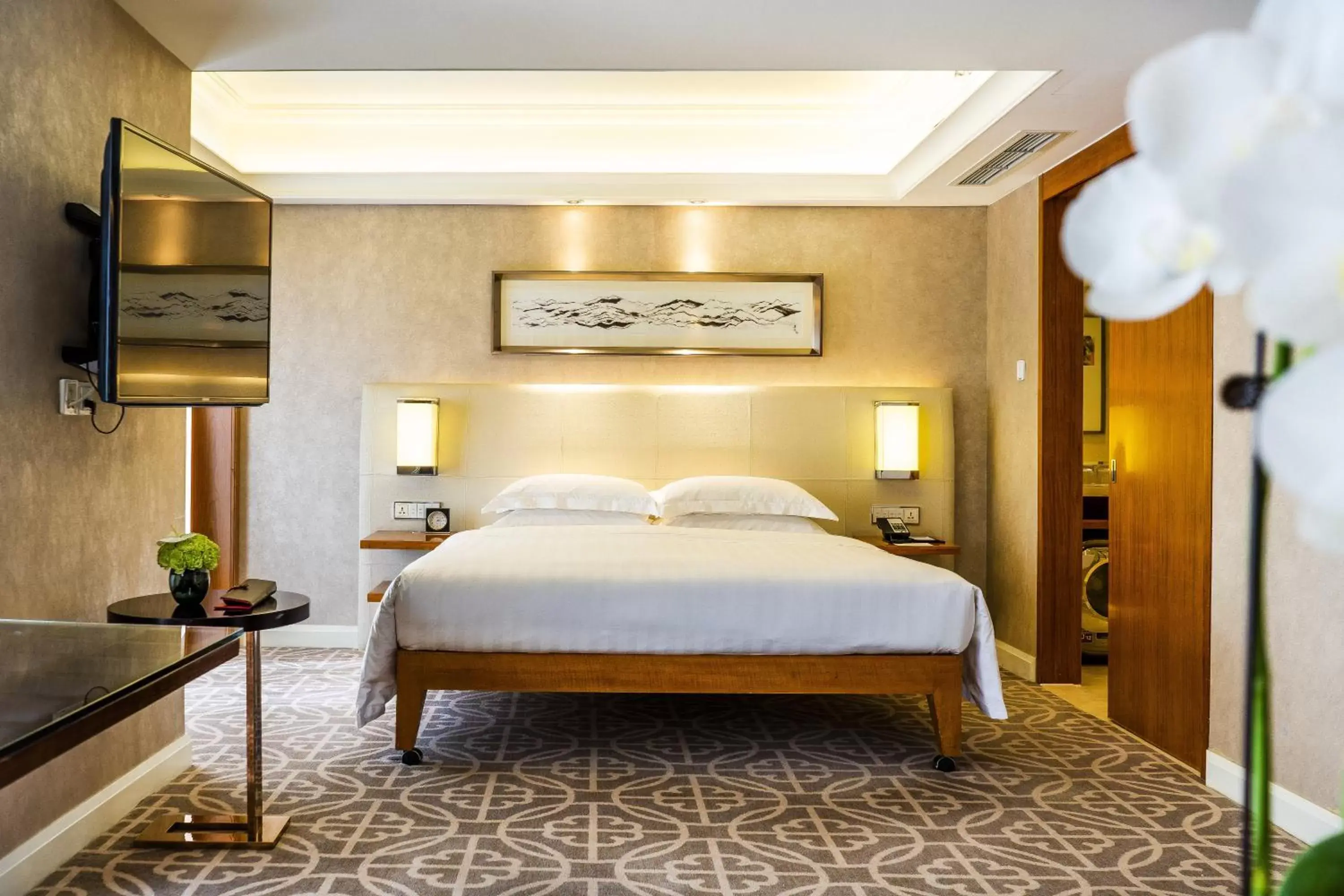 Bed in Grand Hyatt Beijing