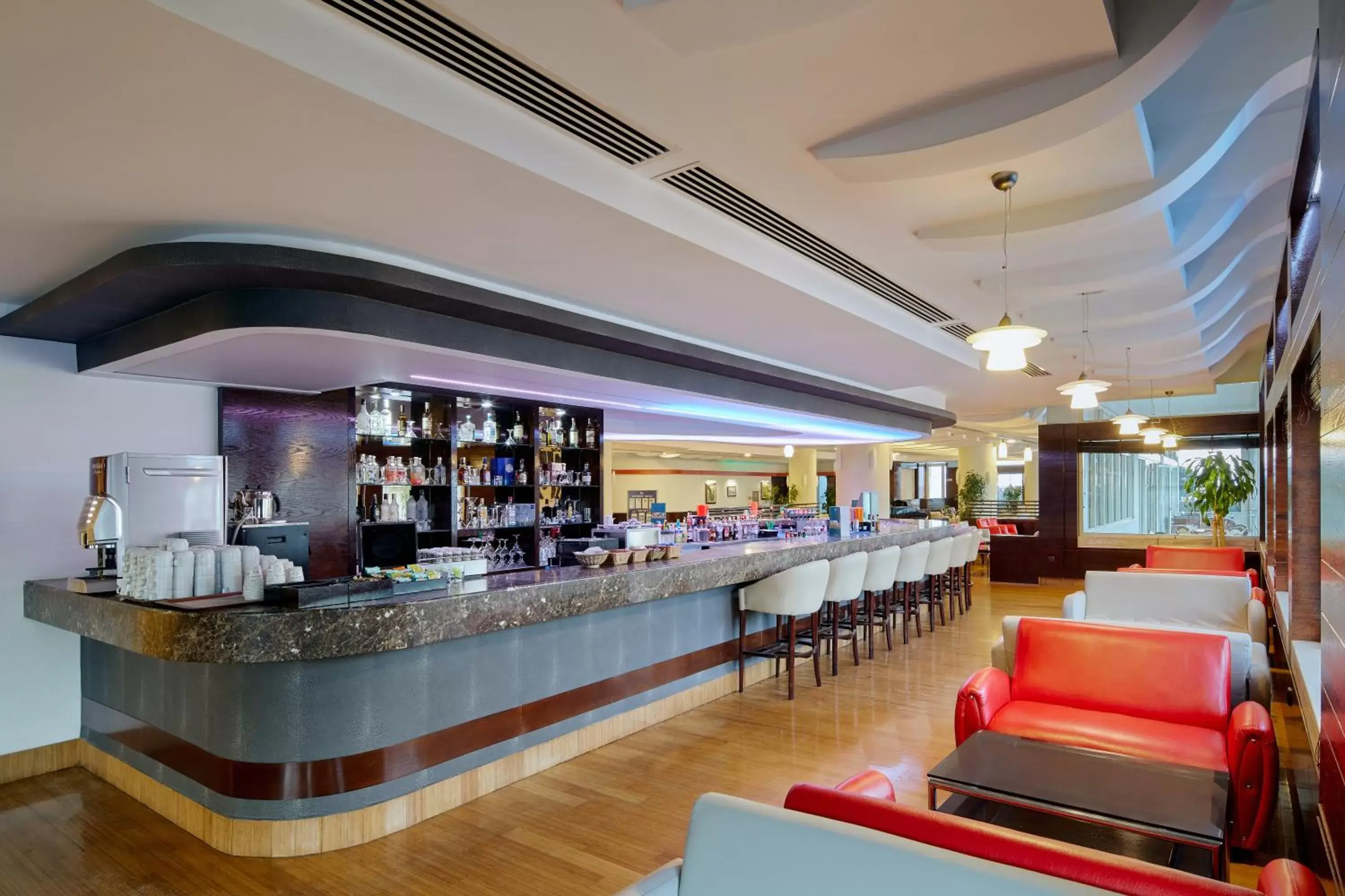 Lounge/Bar in La Blanche Resort & Spa