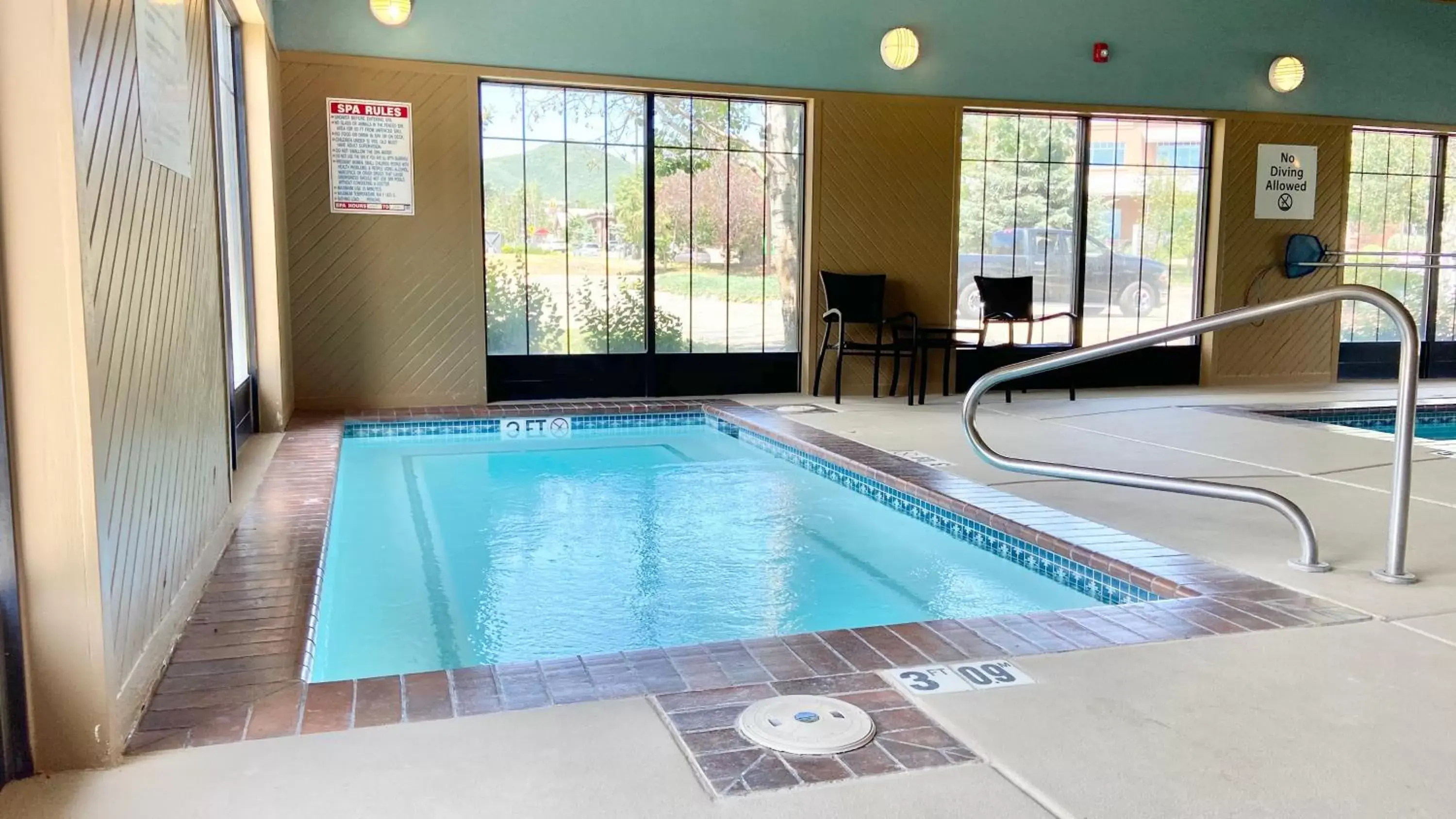 Swimming Pool in Holiday Inn Express Park City, an IHG Hotel