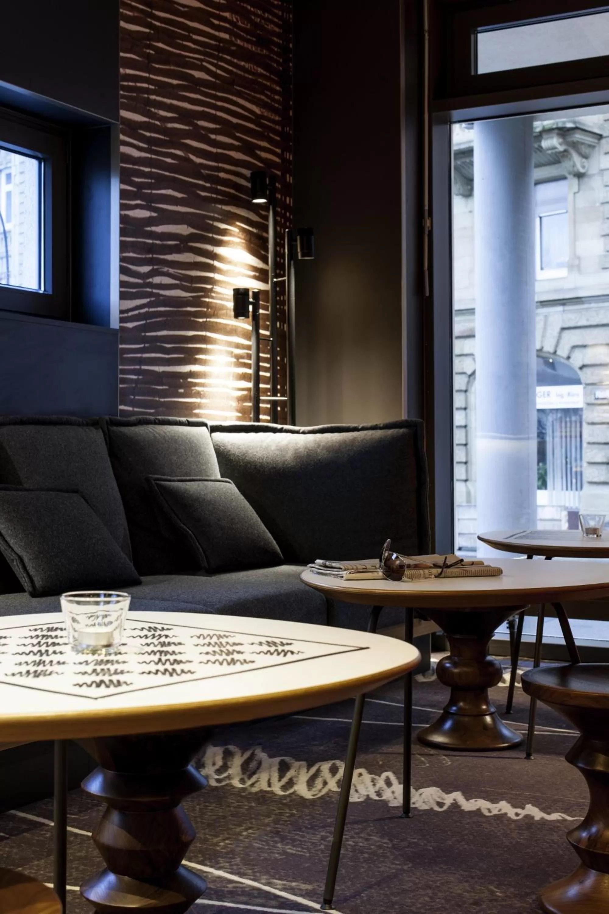 Communal lounge/ TV room in ibis Stuttgart Centrum