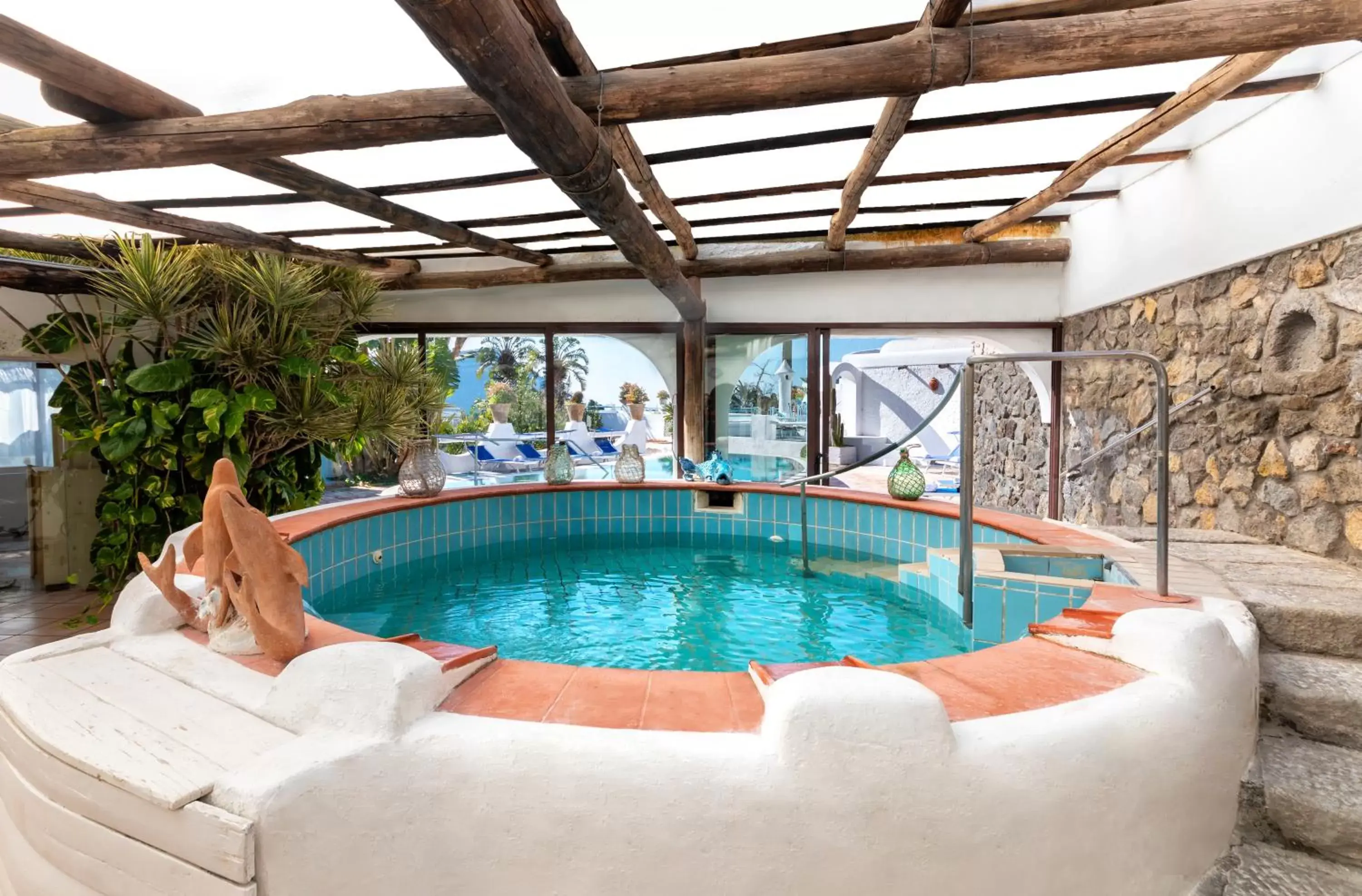 Swimming Pool in Villa Ravino Aparthotel