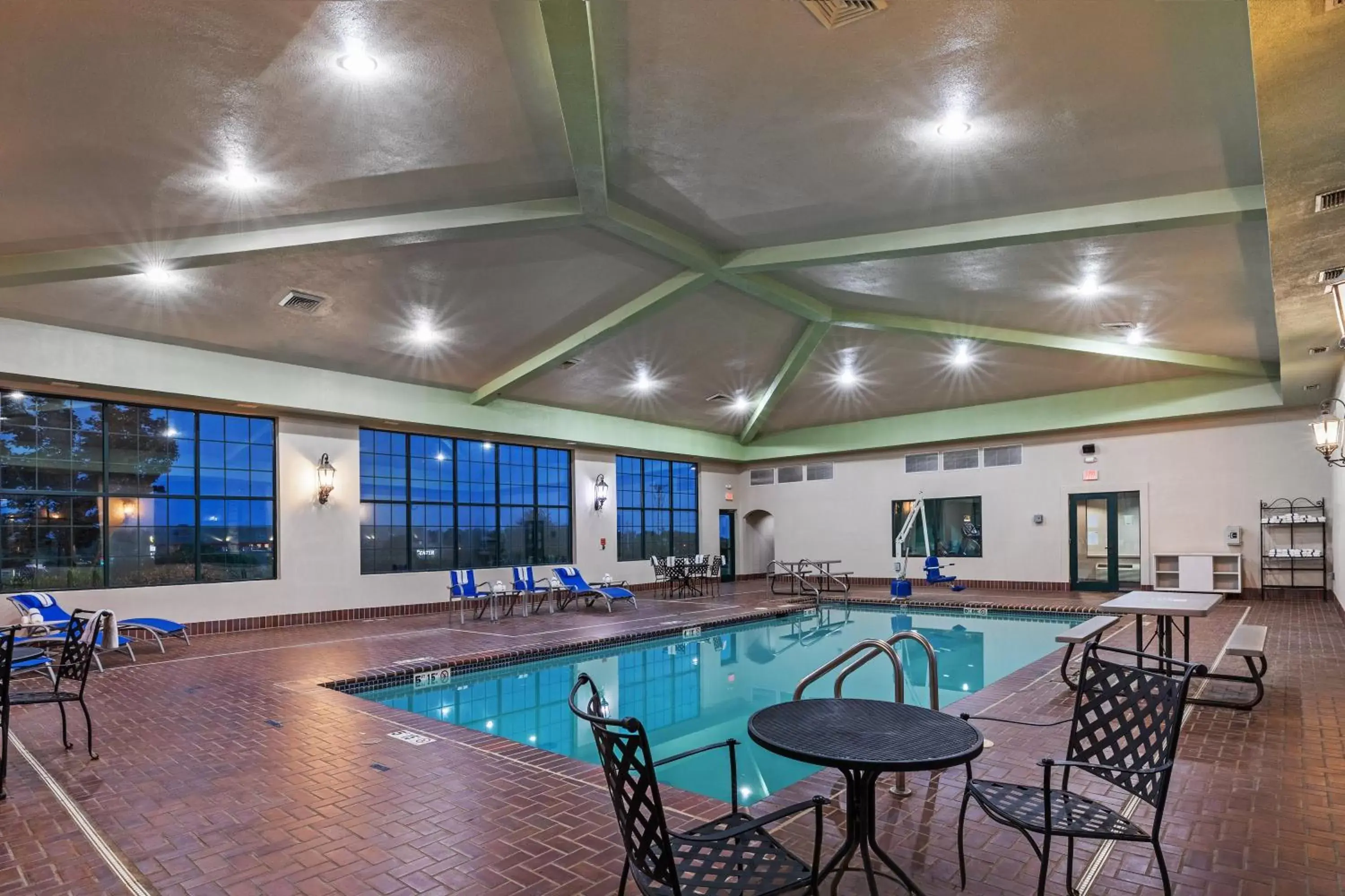 Swimming pool in Holiday Inn Express & Suites Tulsa S Broken Arrow Hwy 51, an IHG Hotel
