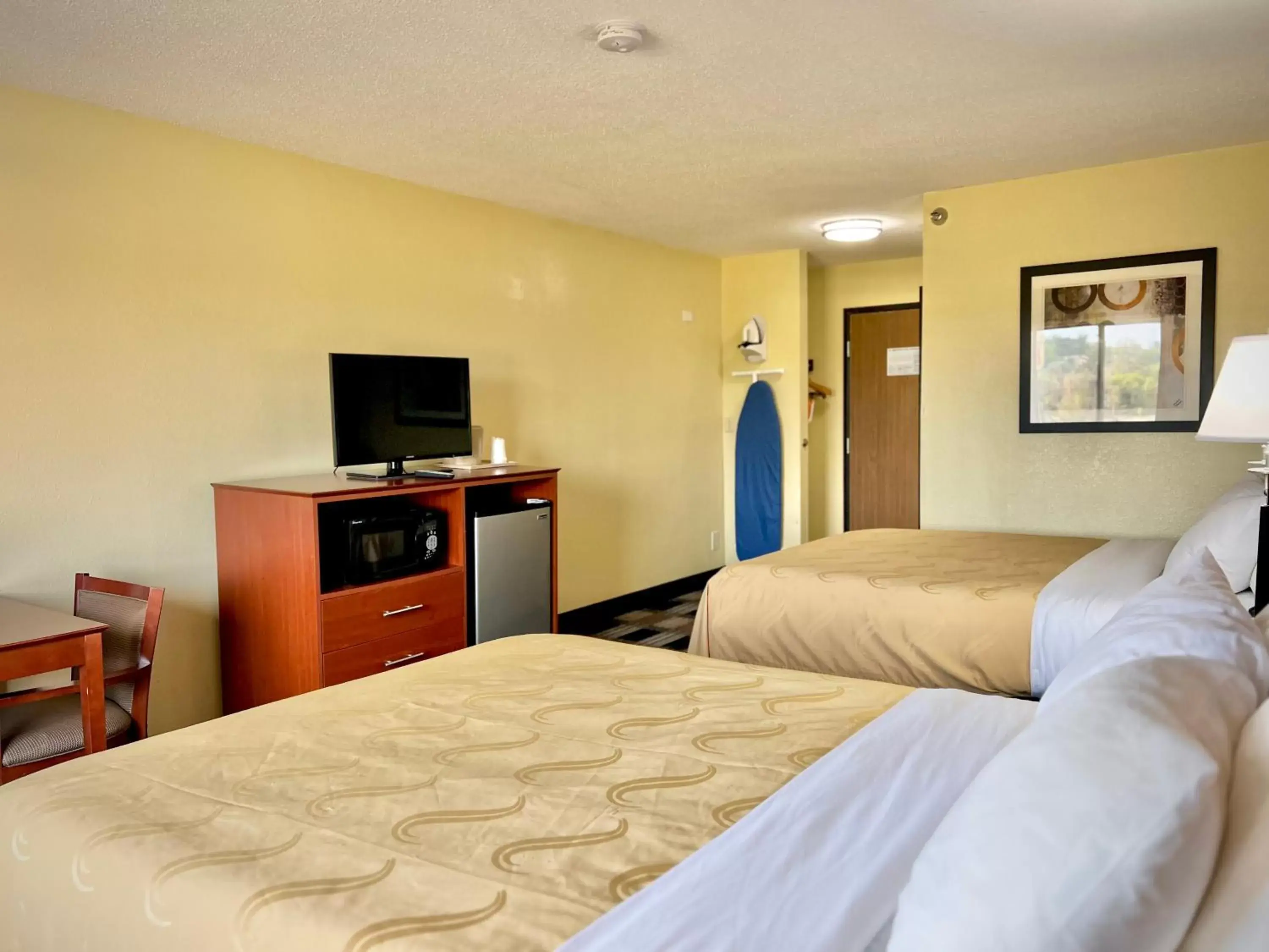 Bedroom, Bed in Quality Inn & Suites