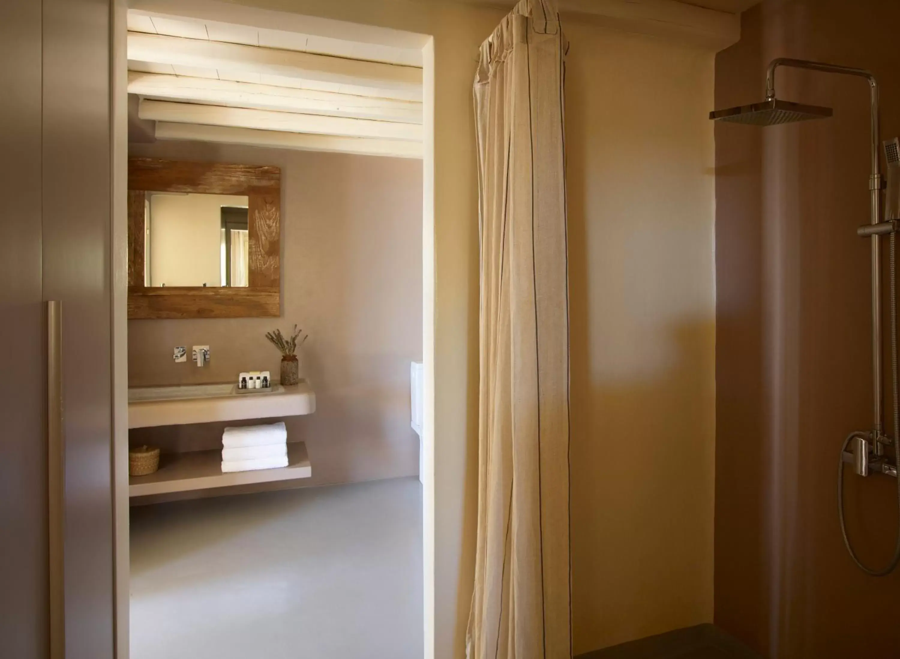 Bathroom in Aeolis Tinos Suites