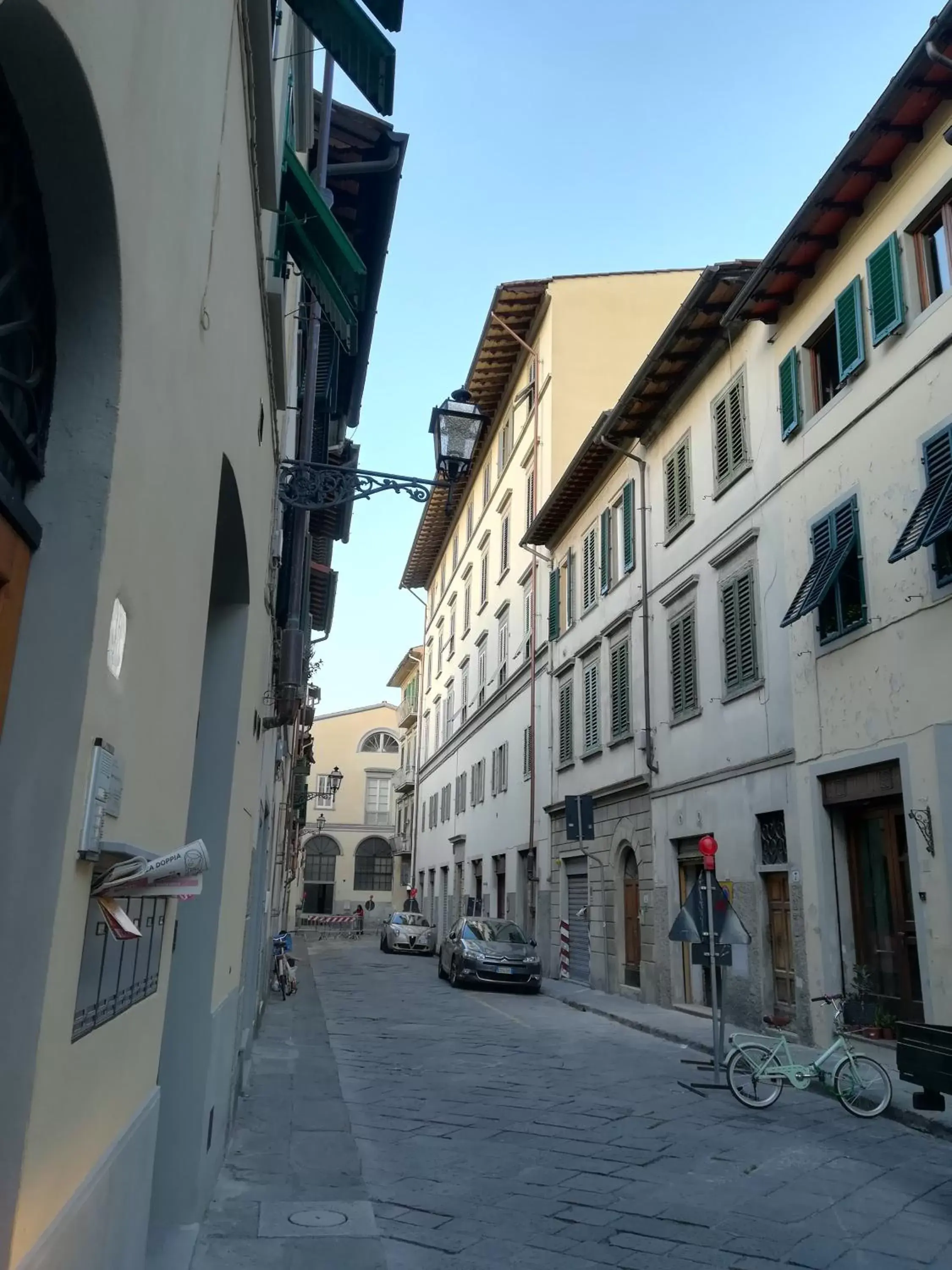 Quiet street view in In San Frediano B&B