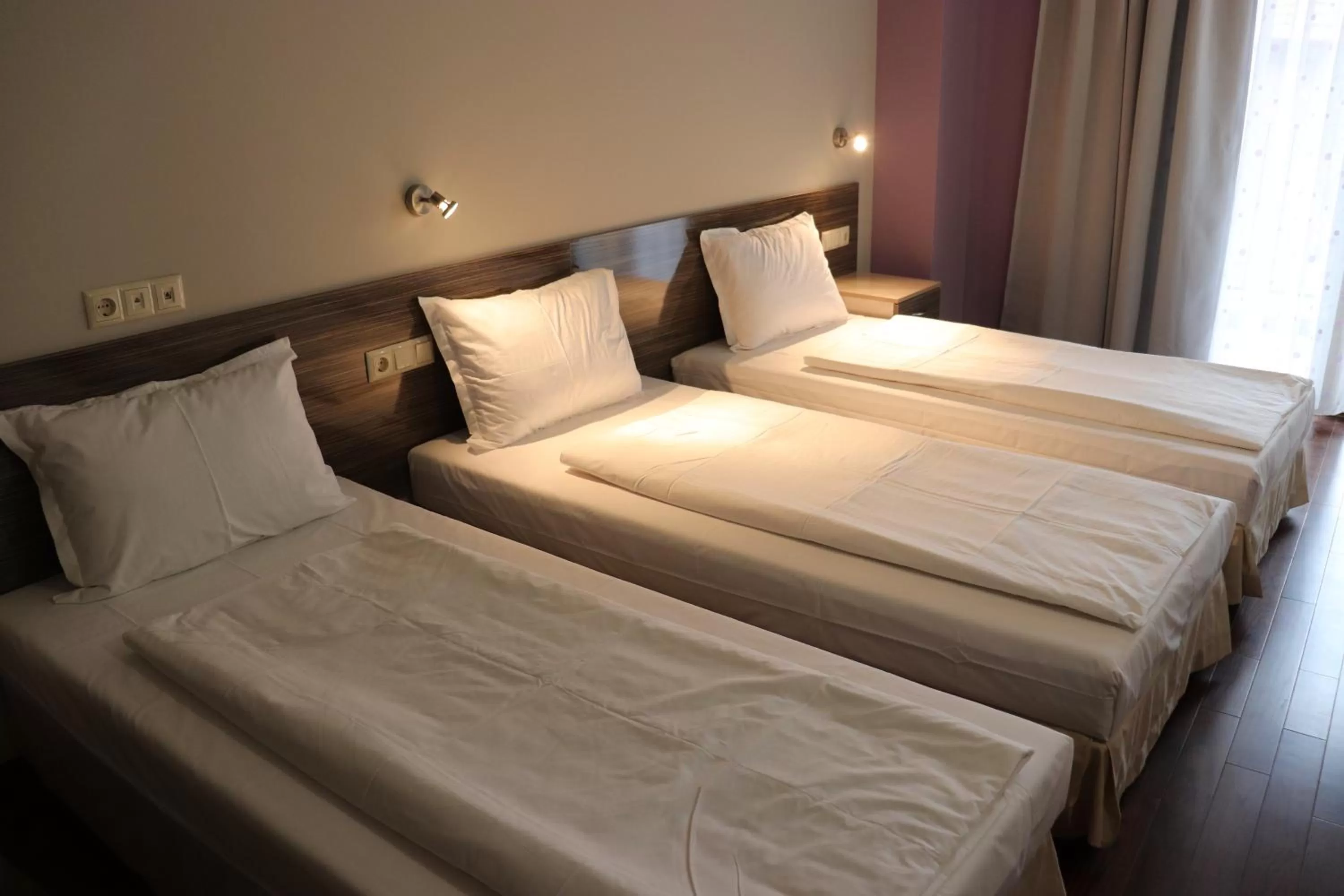 Bedroom, Bed in Roots Hotel and Wine Bar