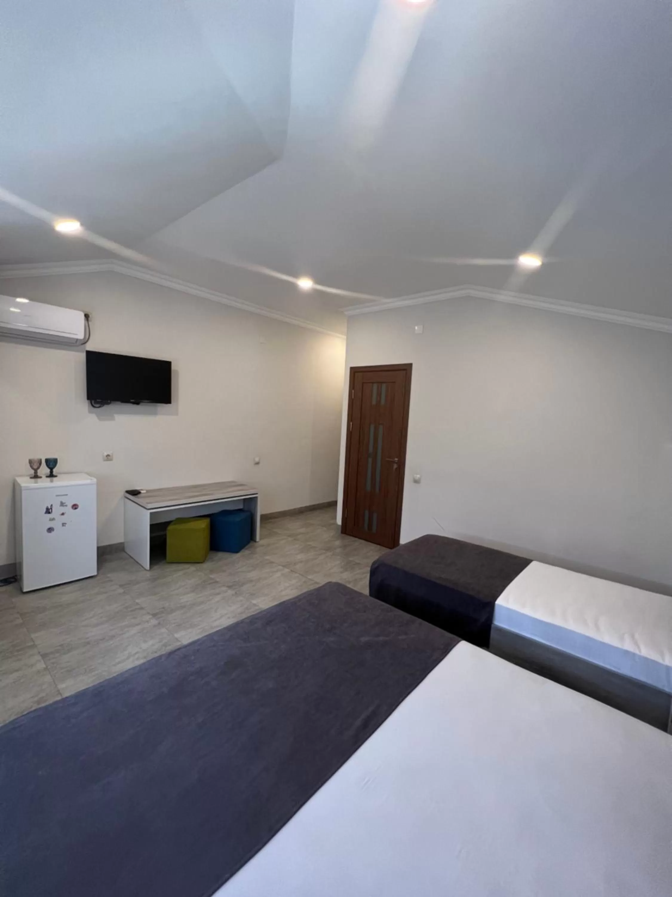 TV and multimedia, Bed in Menua by Horizon Hotels, Yerevan