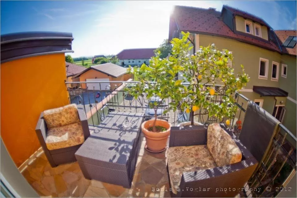 Balcony/Terrace in Hostel Sonce
